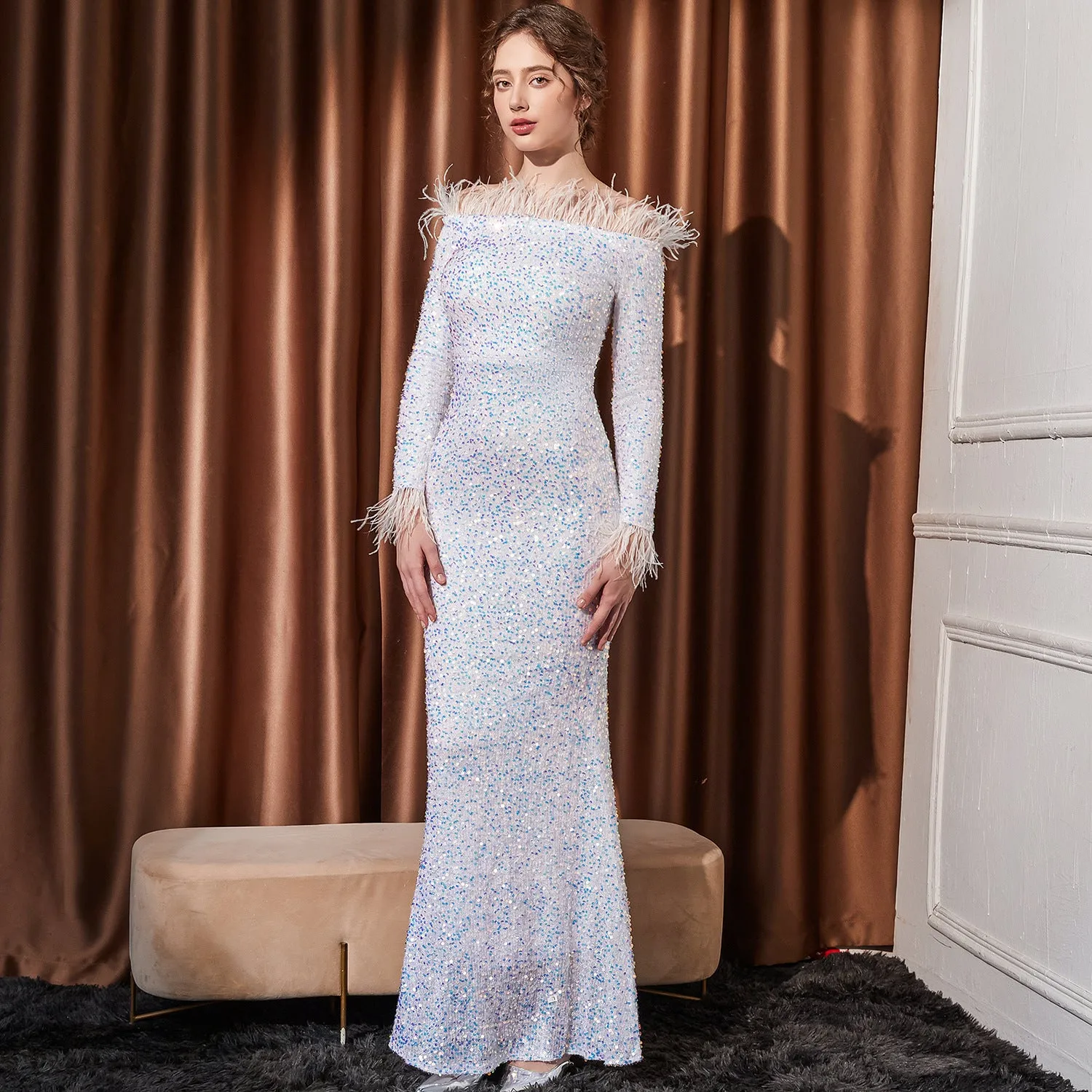 2025 Evening dress women's high-end temperament light luxury high-end celebrity banquet slim and thin sequins long fishtail dress