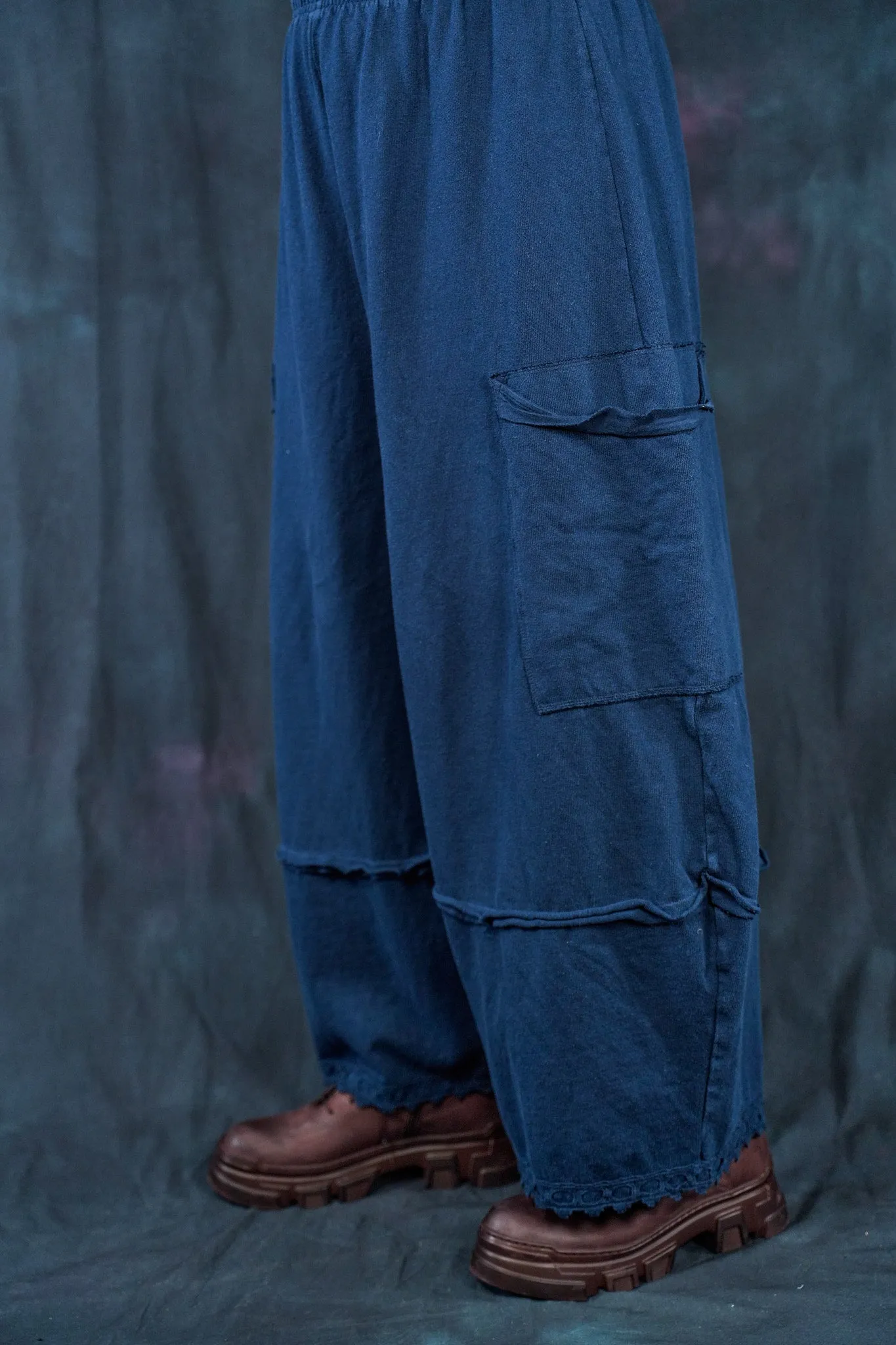 3225 Lace Trim Stitch Pant Mood Blue-U