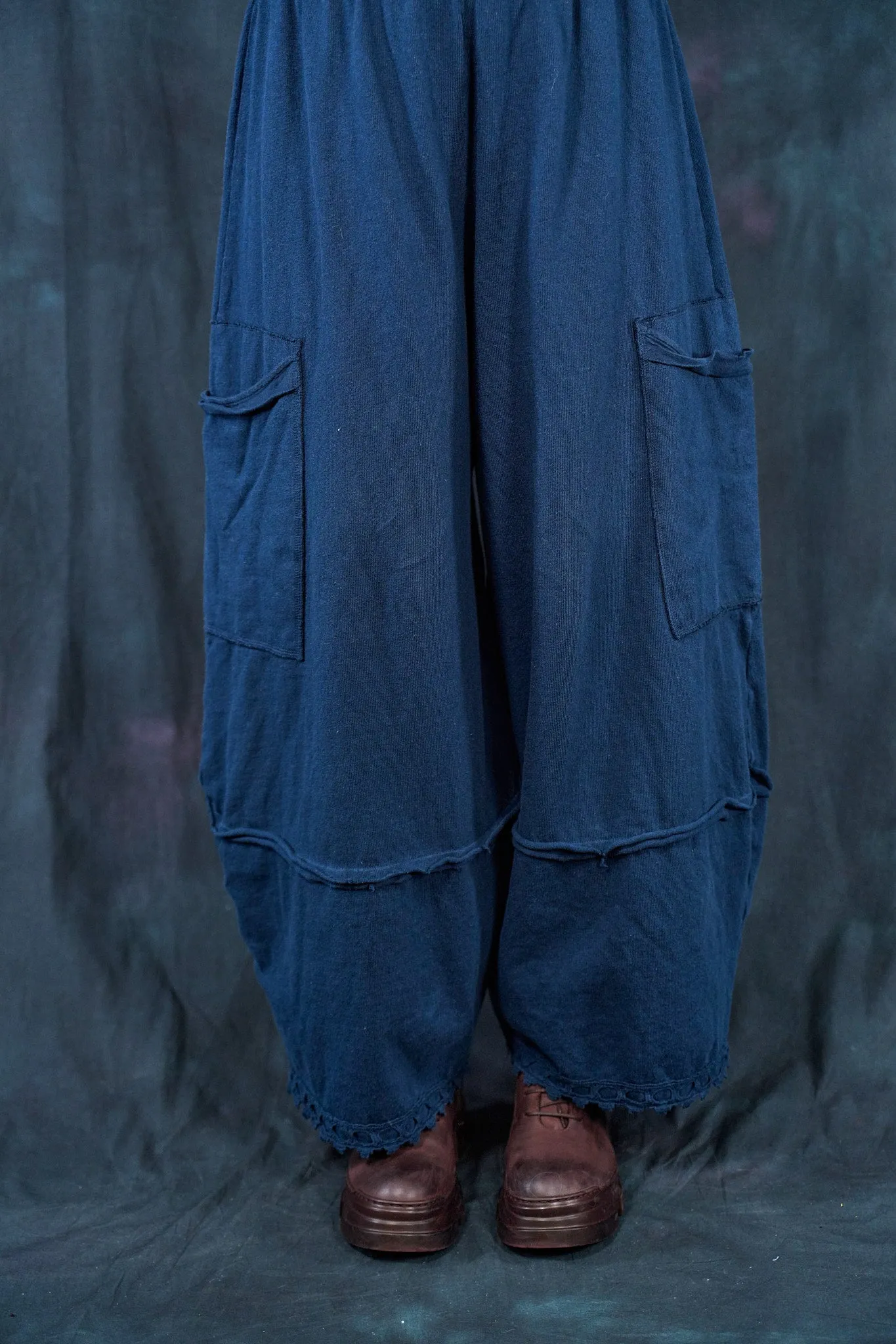 3225 Lace Trim Stitch Pant Mood Blue-U