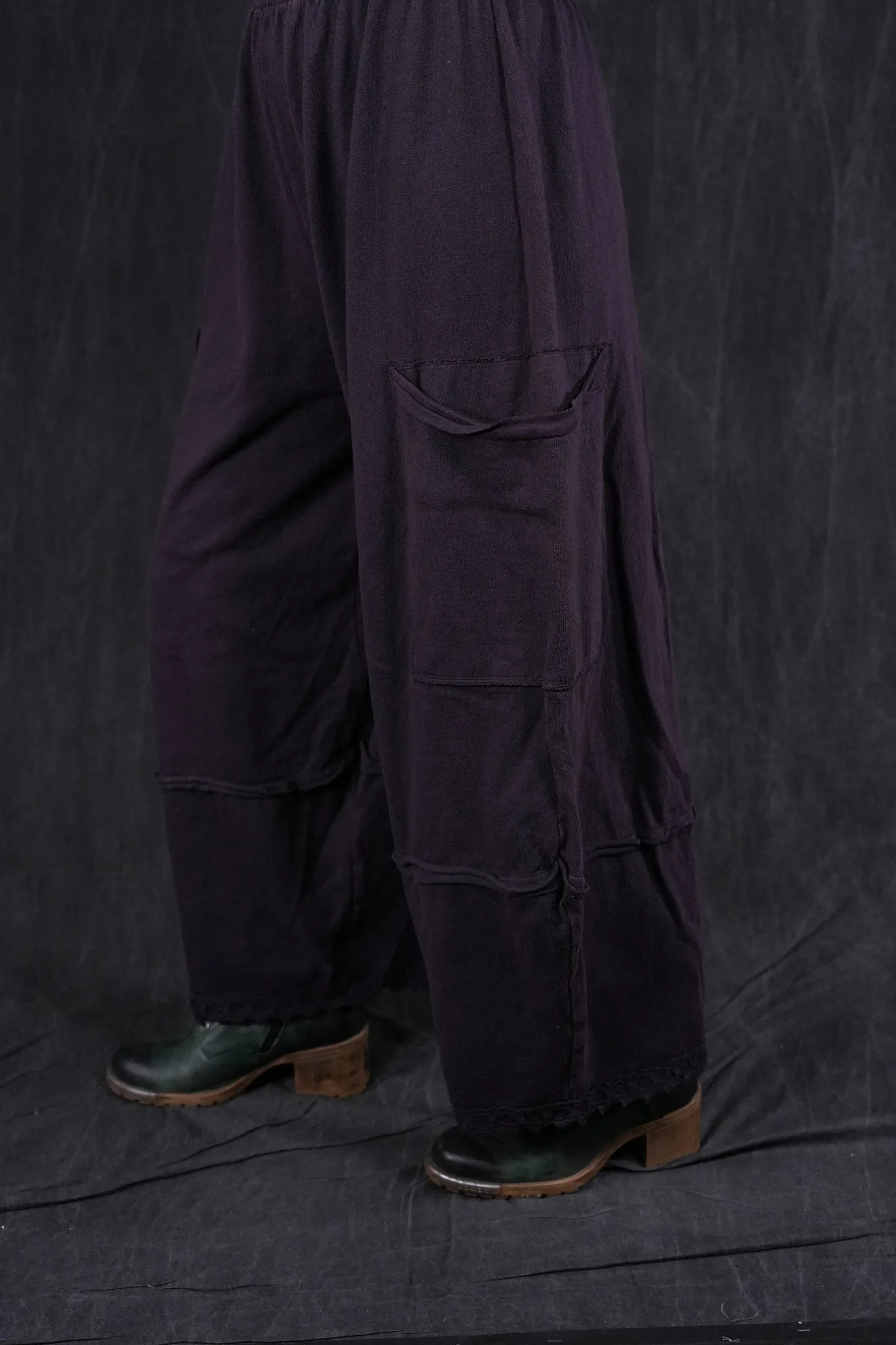 3225 Lace Trim Stitch Pant Shadow-U
