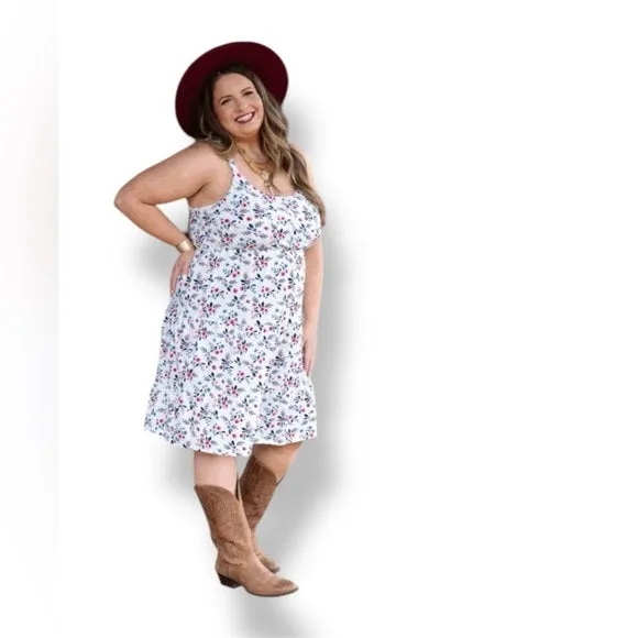 Amanda - White Red Blue Ditsy Floral