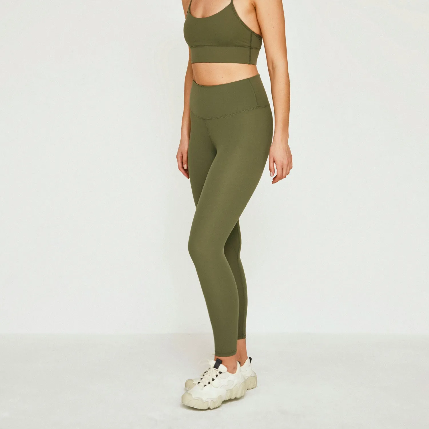 ANNA GREEN TOP