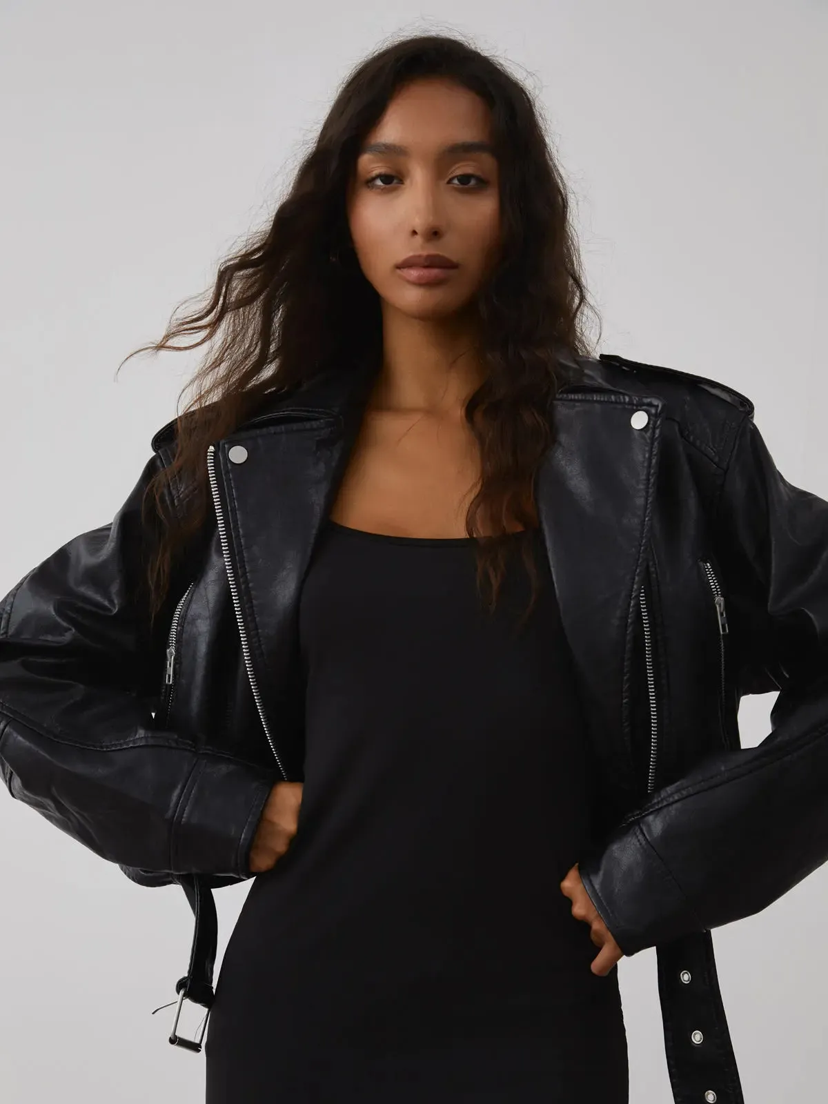 Ariana - Chic Urban Design Woman's Jacket