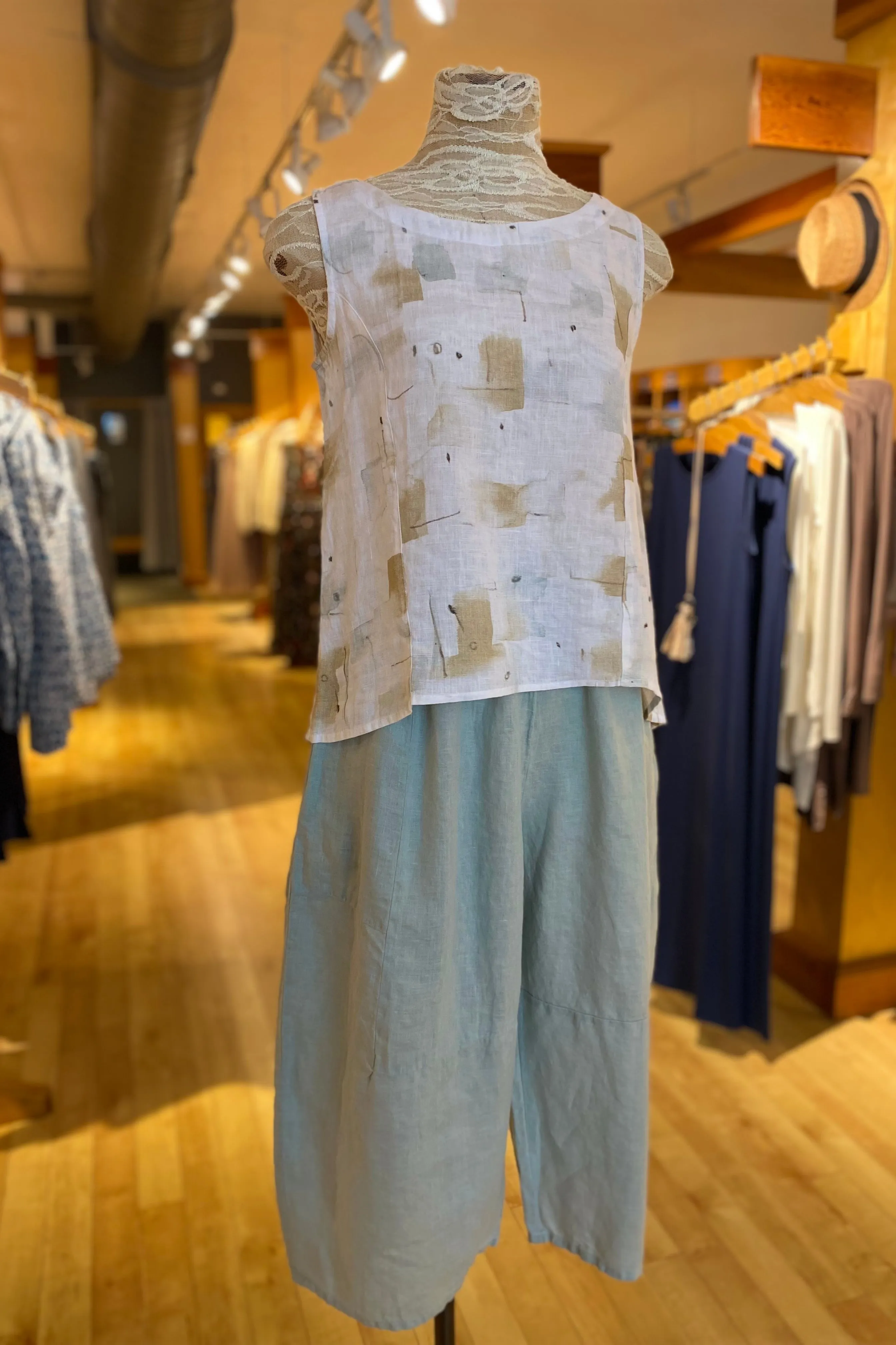 Balloon Crop Linen Pant