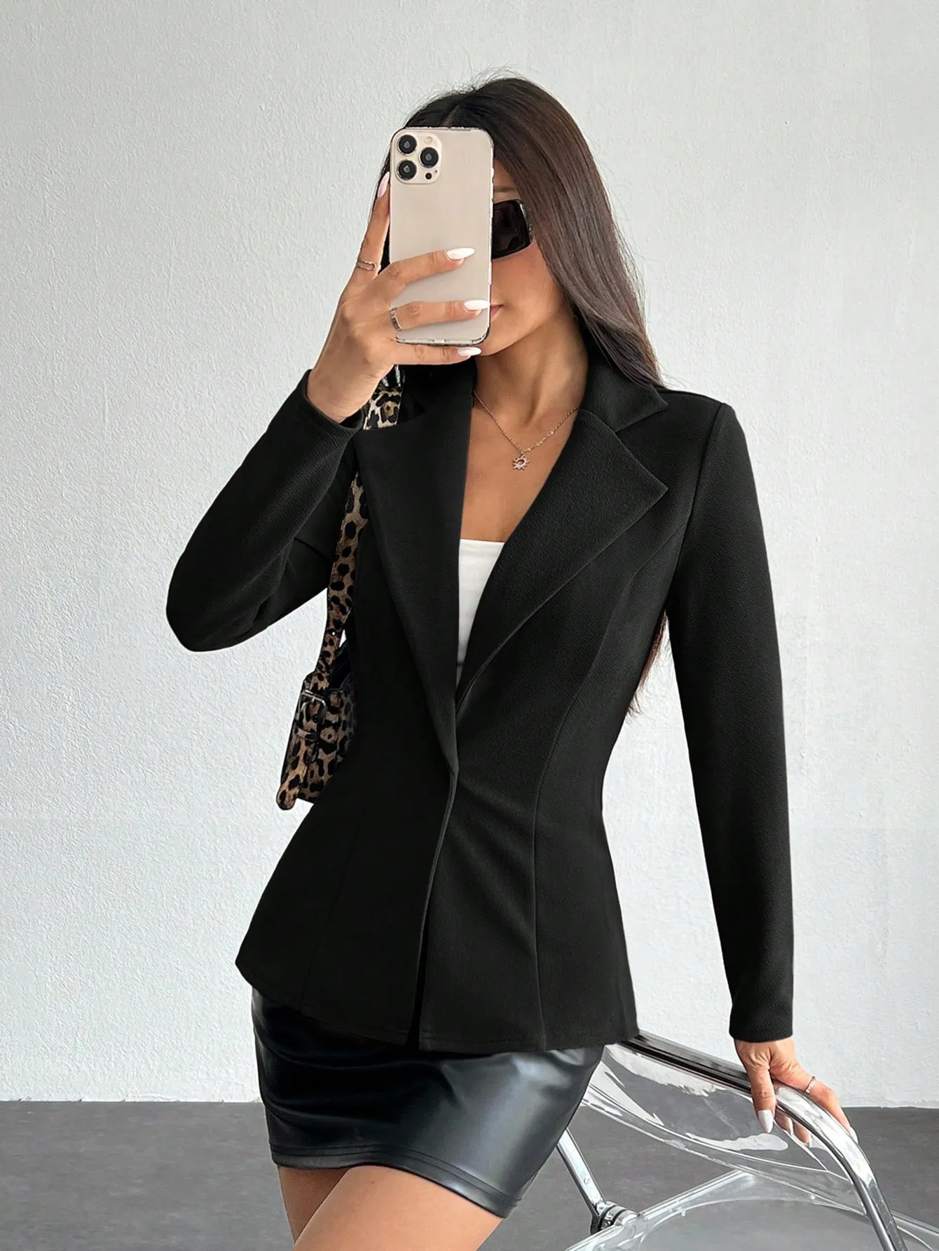 Blazer de mujer Cherry Vibes con cuello de solapa en