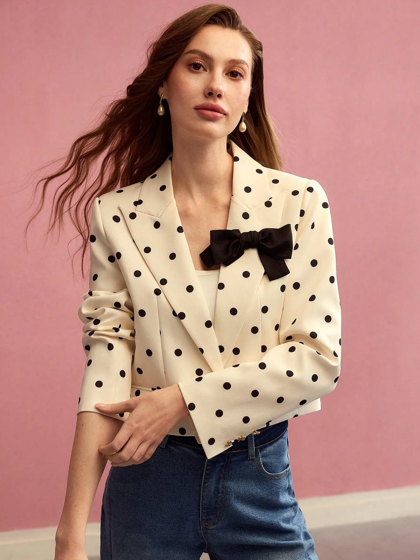 Blazer MOTF PREMIUM con moño de lunares en Cherry Vibes