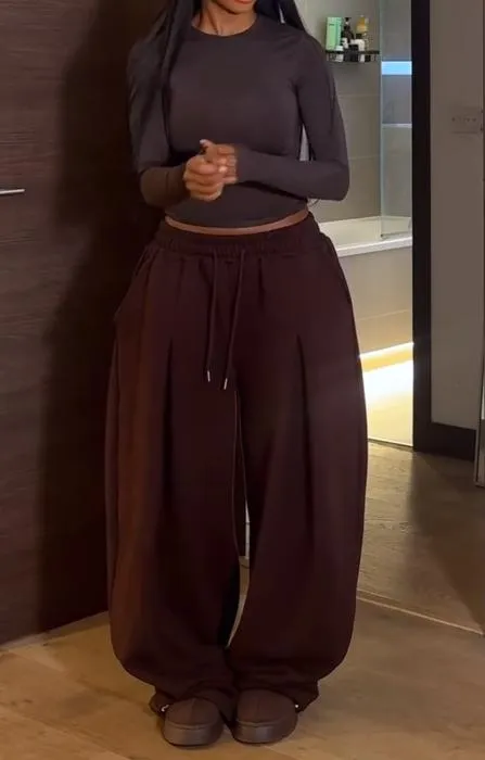 Brown loose-fitting hoodie   pants set