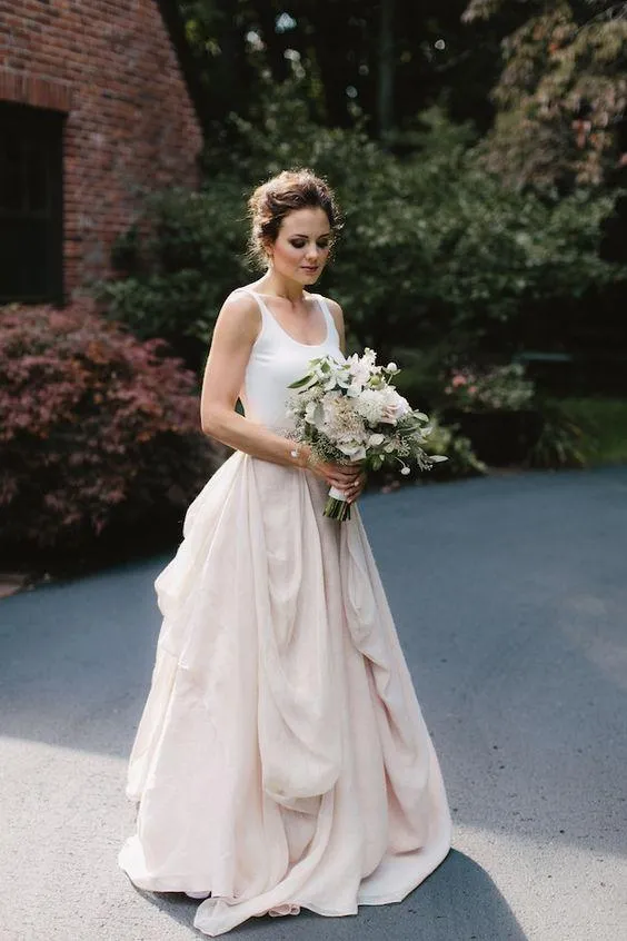 Casual Backyard Wedding Dresses with Irregular Skirt