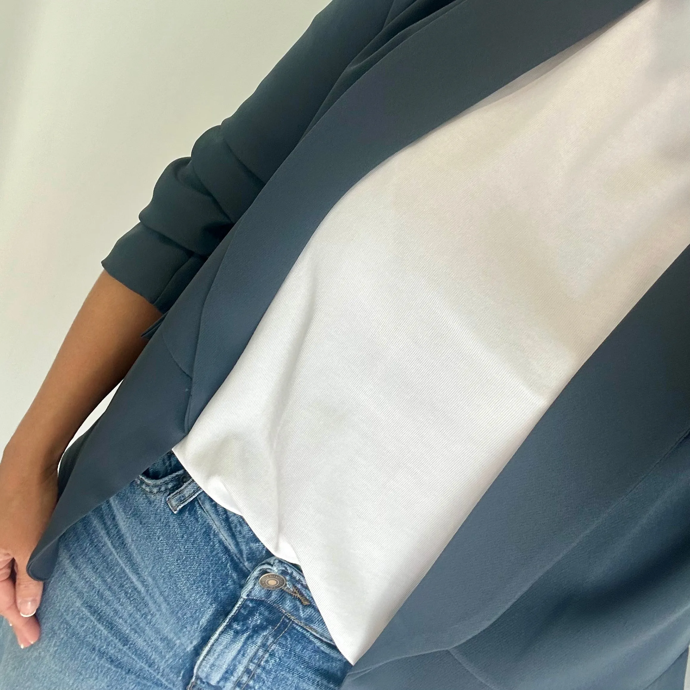 CHARCOAL GREY RUCHED SLEEVE BLAZER