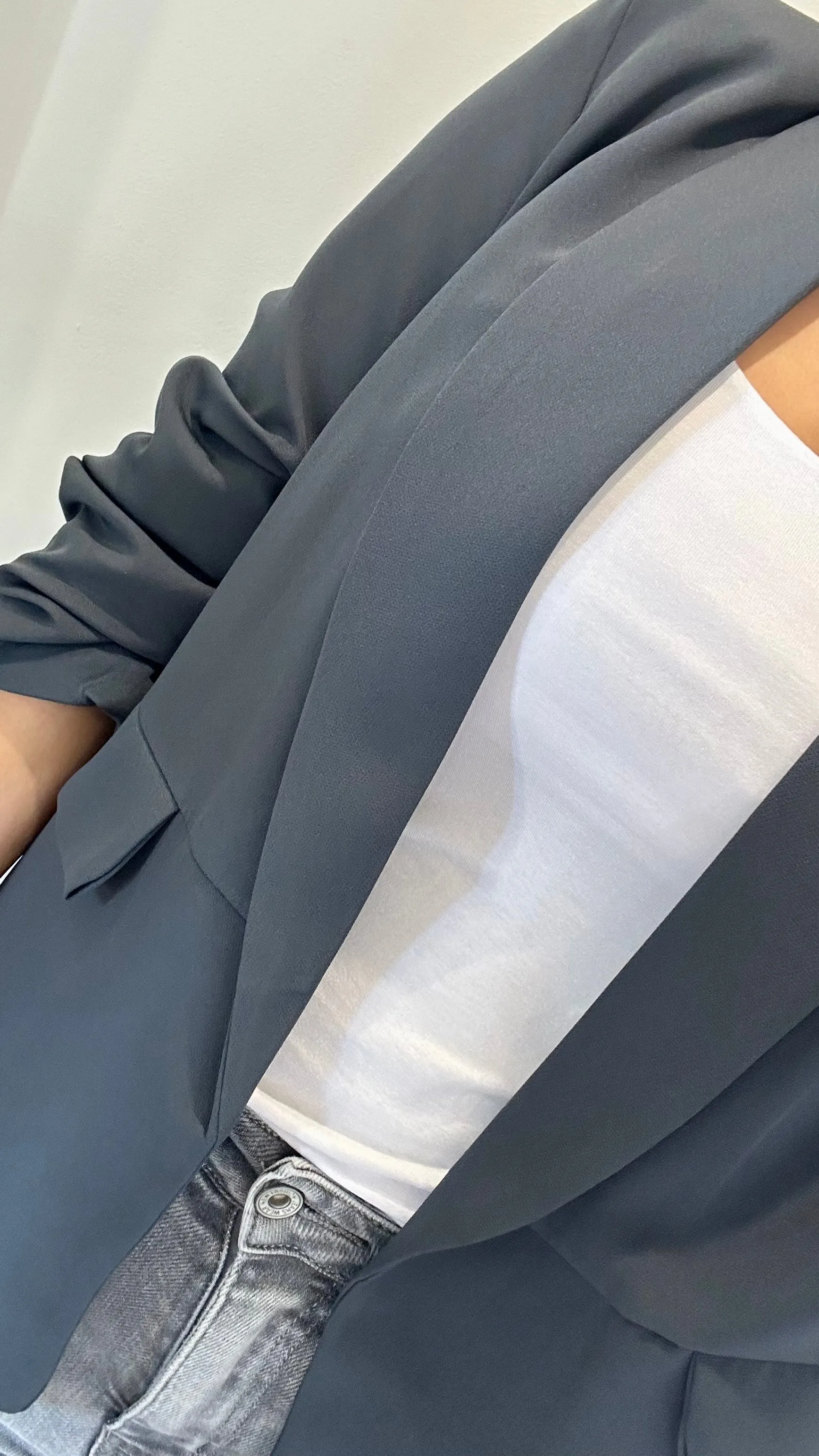CHARCOAL GREY RUCHED SLEEVE BLAZER