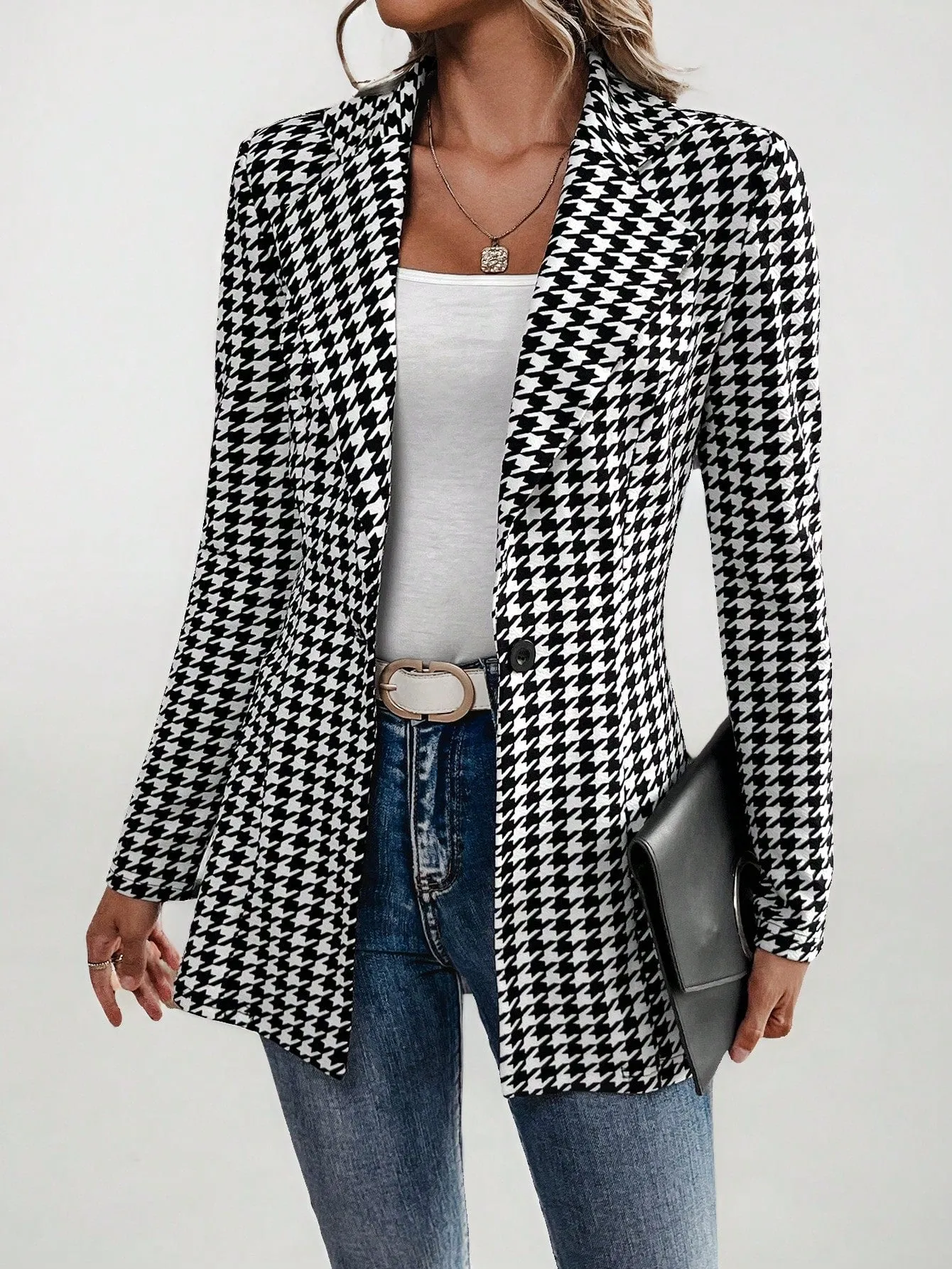 Cherry Vibes: Blazer de Mujer con Corte de Cintura en