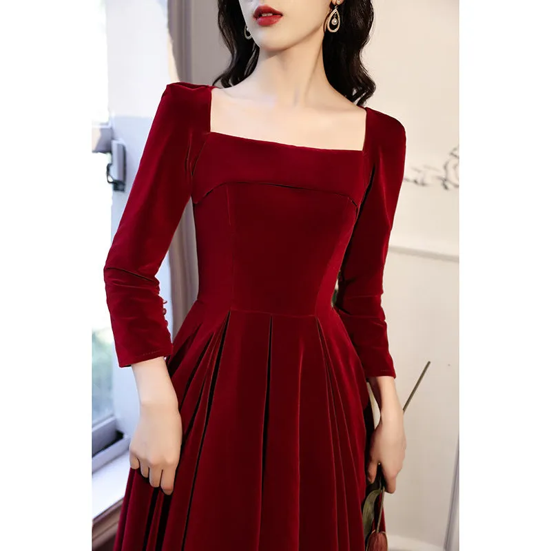 Clear inventory, large size toast dress, bride's new long-sleeved square collar temperament, slim and thin engagement evening dress