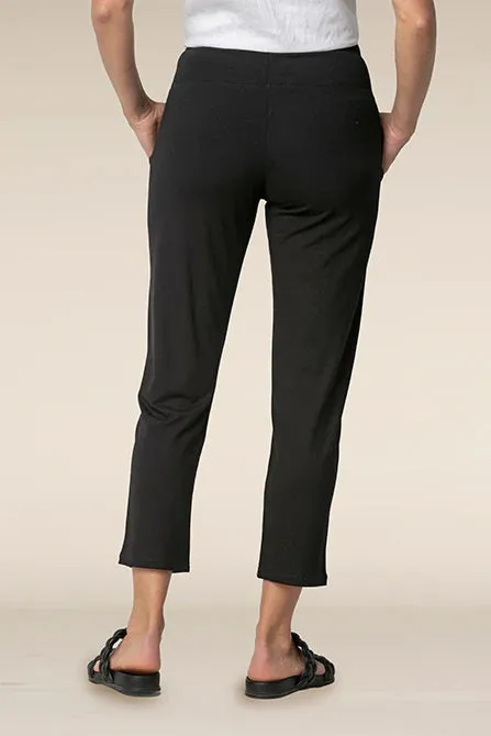 Core Travel Solid Straight Pant