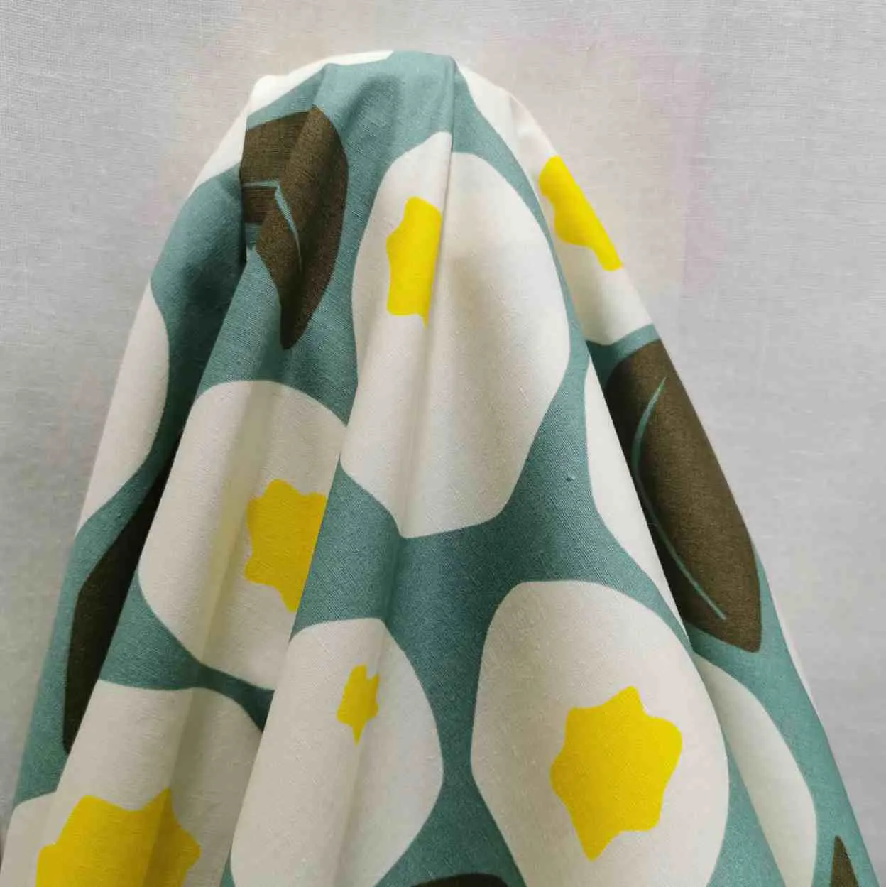 Cotton Poplin, Retro Fruit, Green