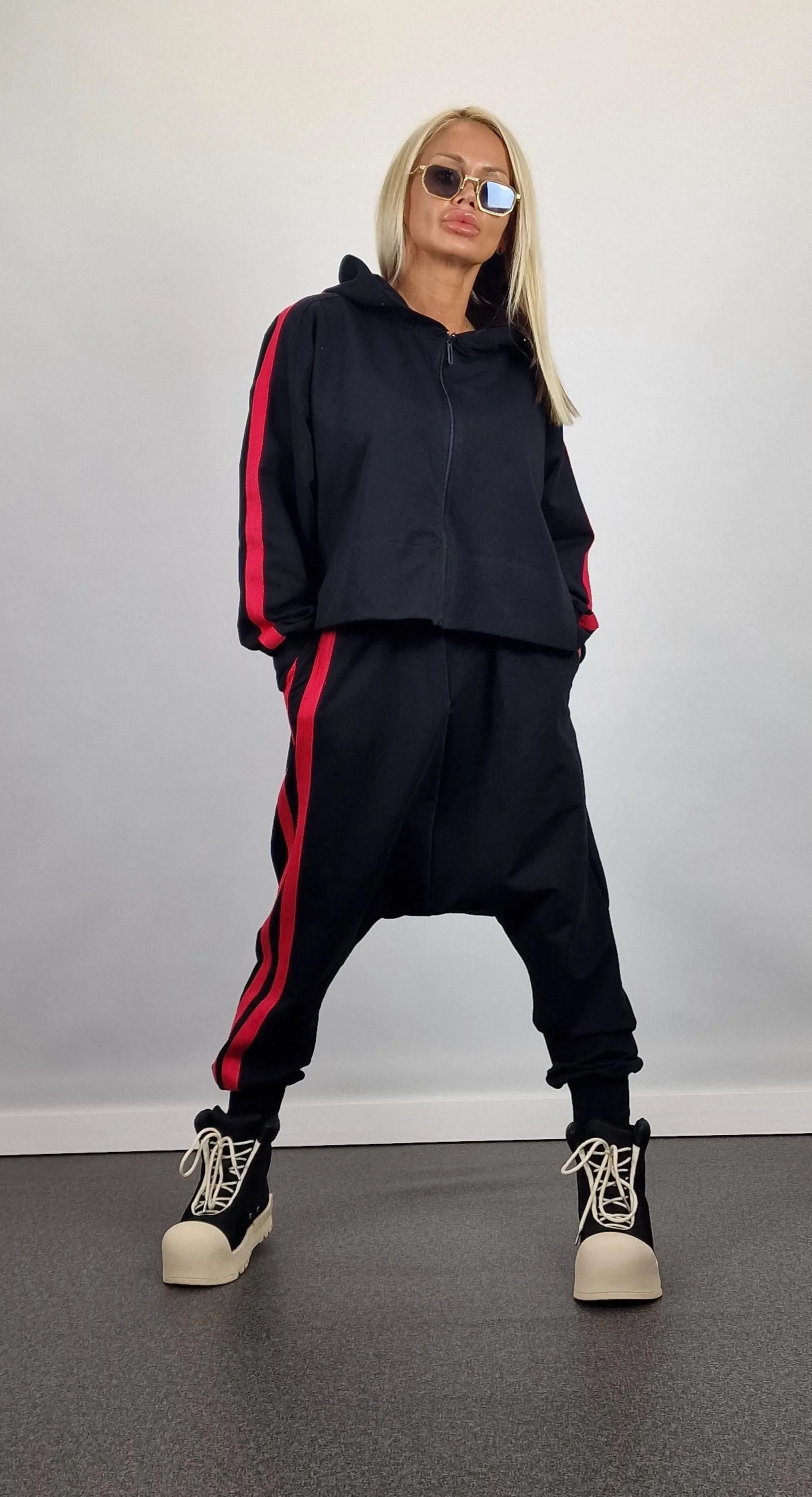 Cotton Women Set, Loose Harem Pants with Hoodie Longsleeve Sweatshirt, Jogging Set, Extravagant Women Set, Avant-garde Set, Black Suit