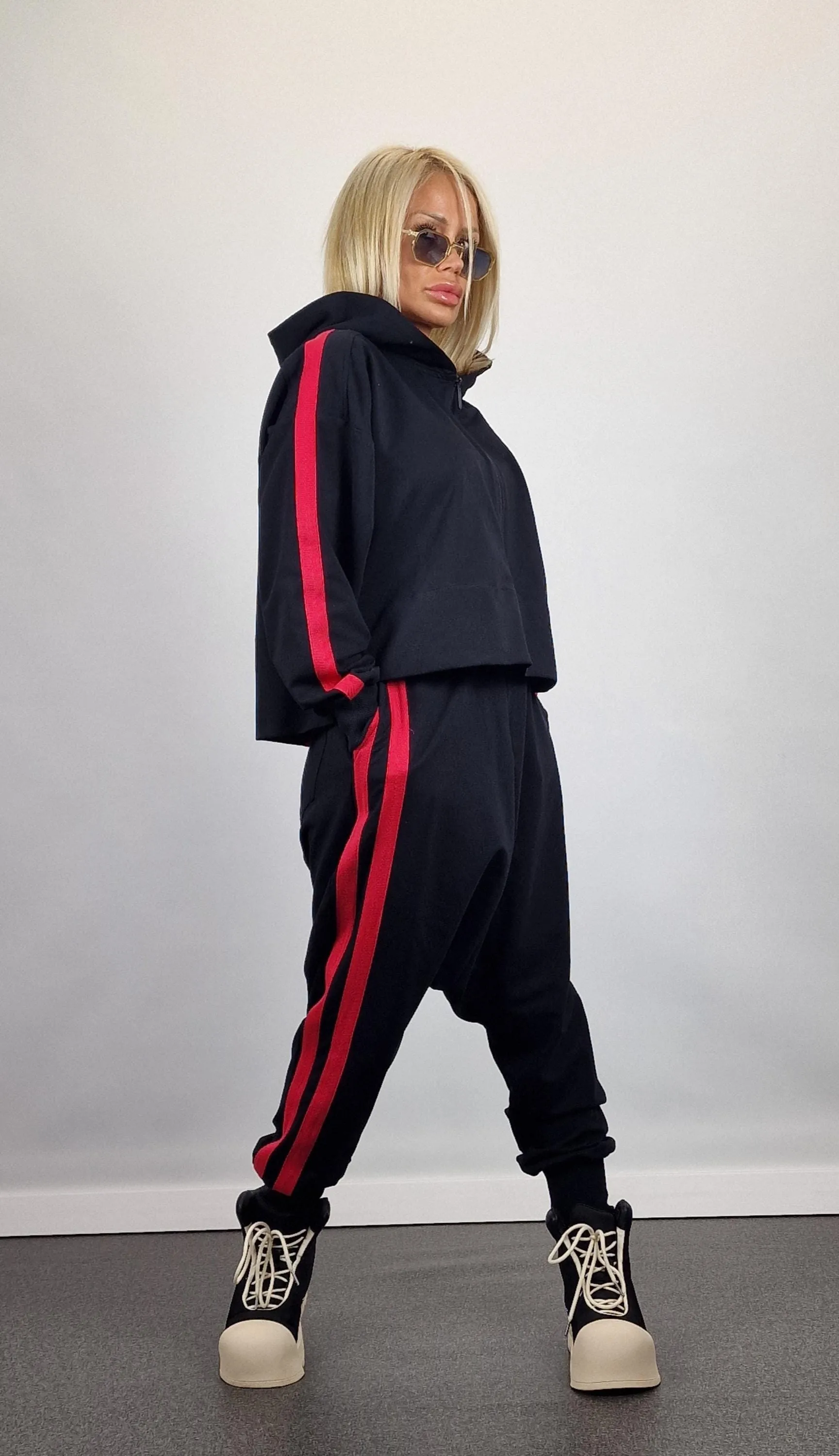 Cotton Women Set, Loose Harem Pants with Hoodie Longsleeve Sweatshirt, Jogging Set, Extravagant Women Set, Avant-garde Set, Black Suit