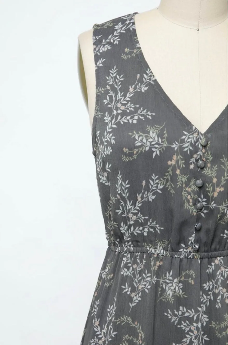 D117 V BUTTON FLORAL DRESS