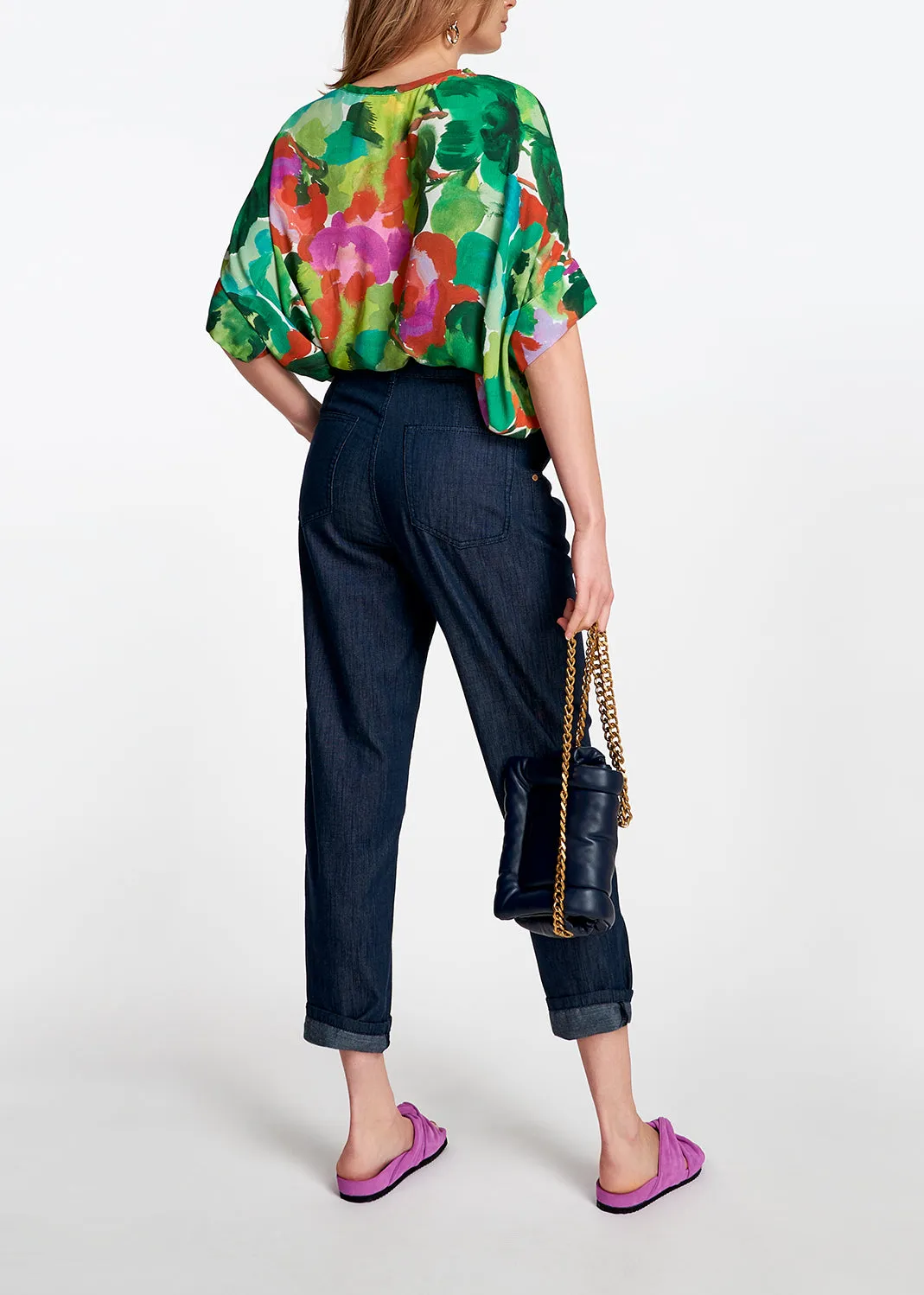 Dark blue loose-fit denim pants