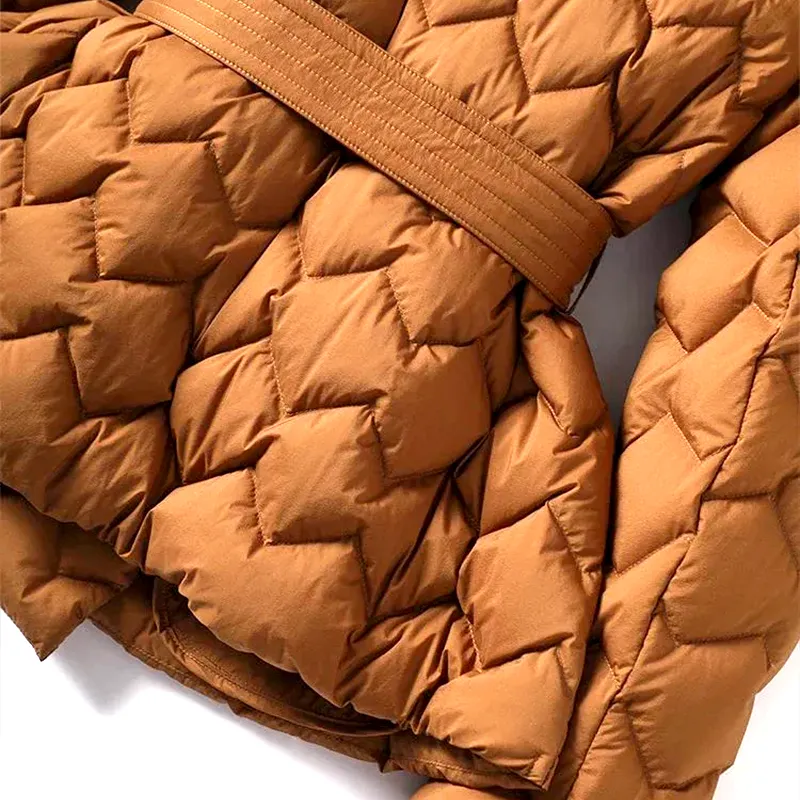 Dyna - Stylish Winter Ready Woman's Puffer Jacket