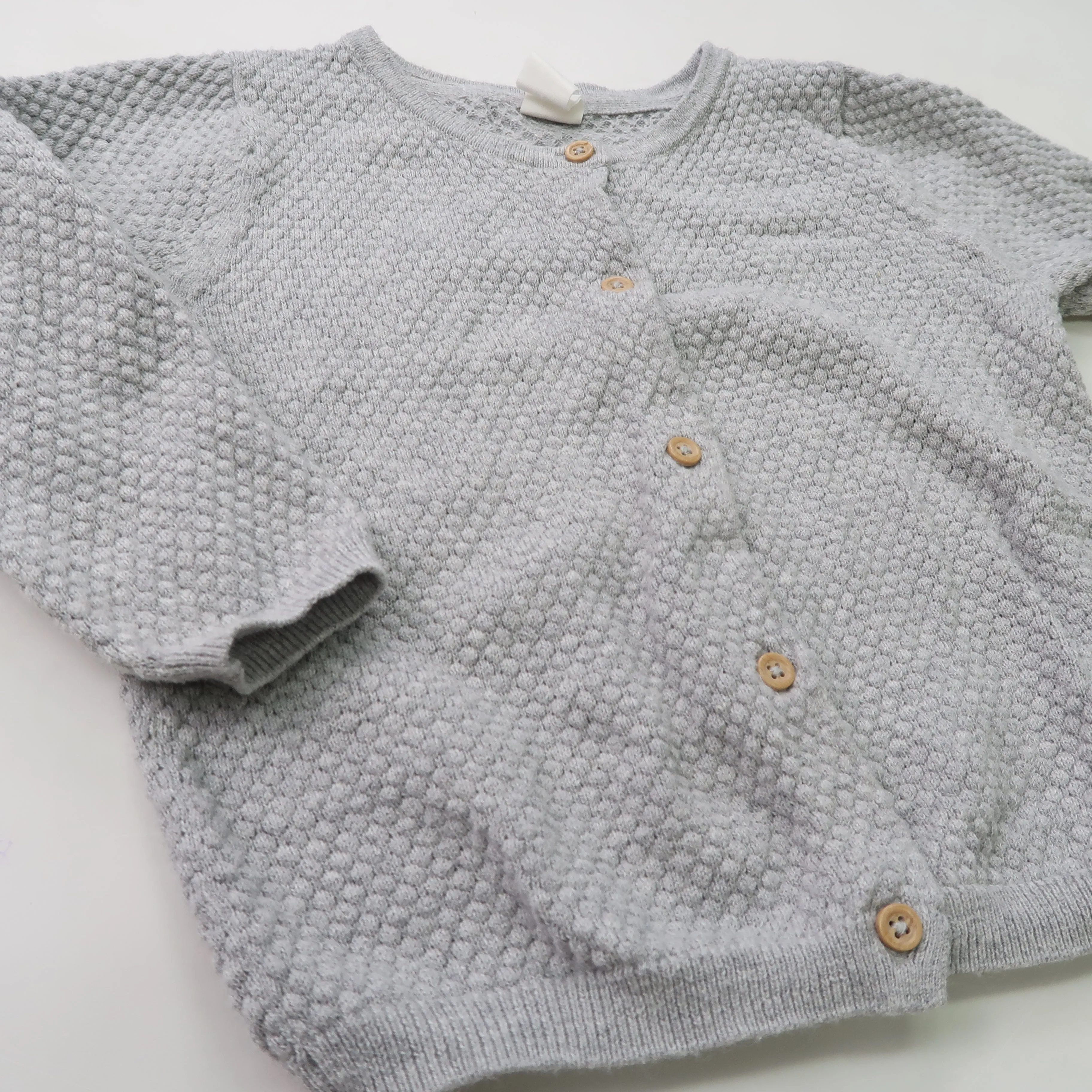 H&M - Sweater (12-18M)