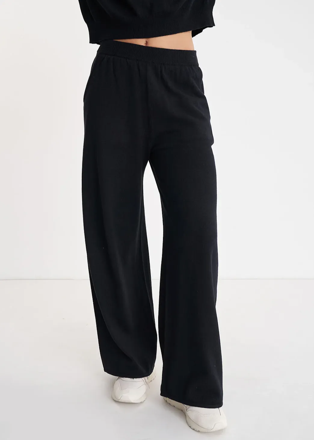 HUFFER Merino Lounge Pant - Black