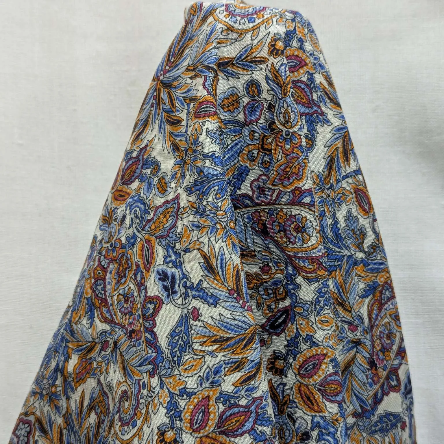 Liberty Augusta Linen, Faraway Palm A