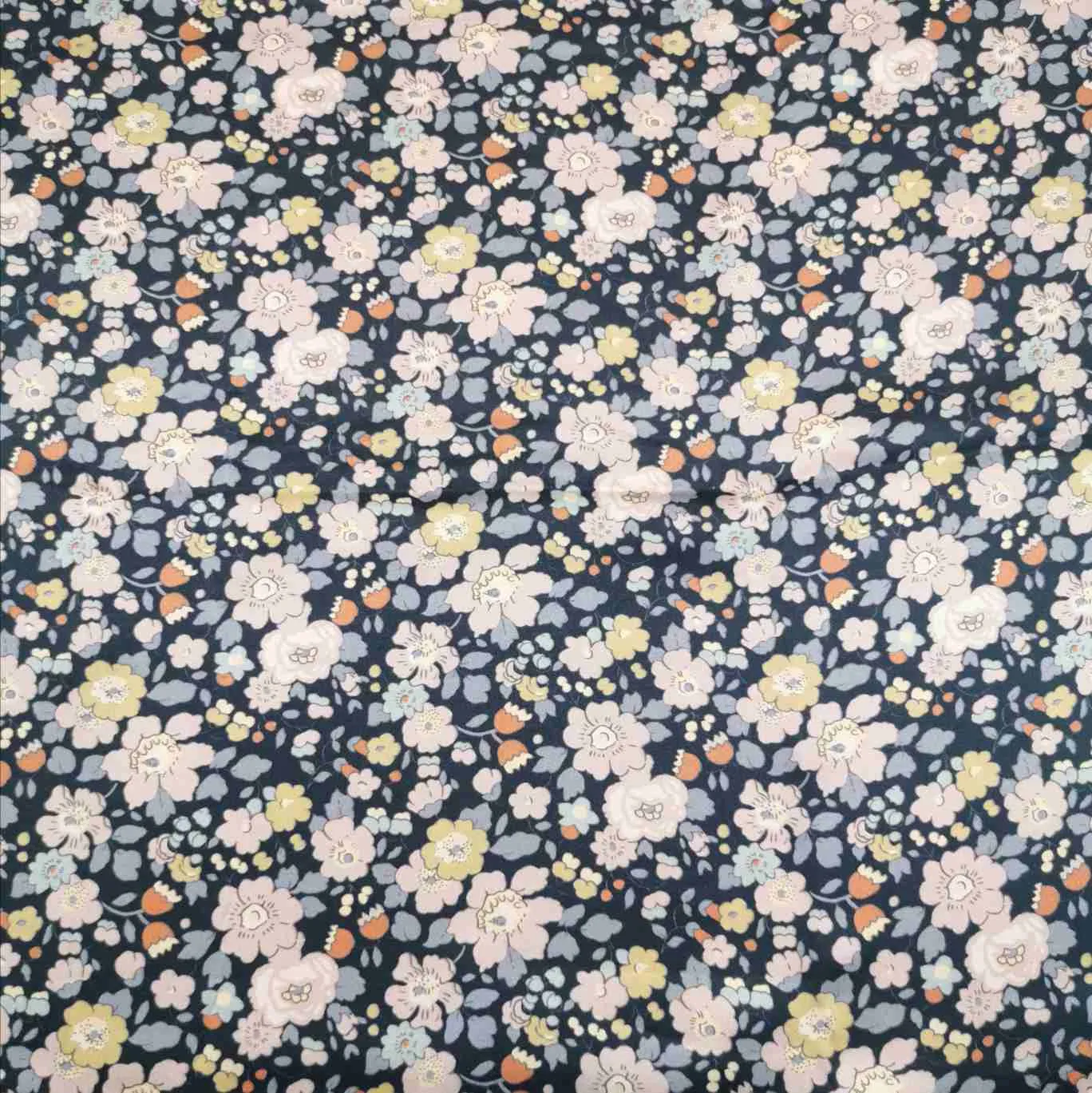 Liberty Belgravia Silk Satin, Betsy Field - 82cm remnant piece