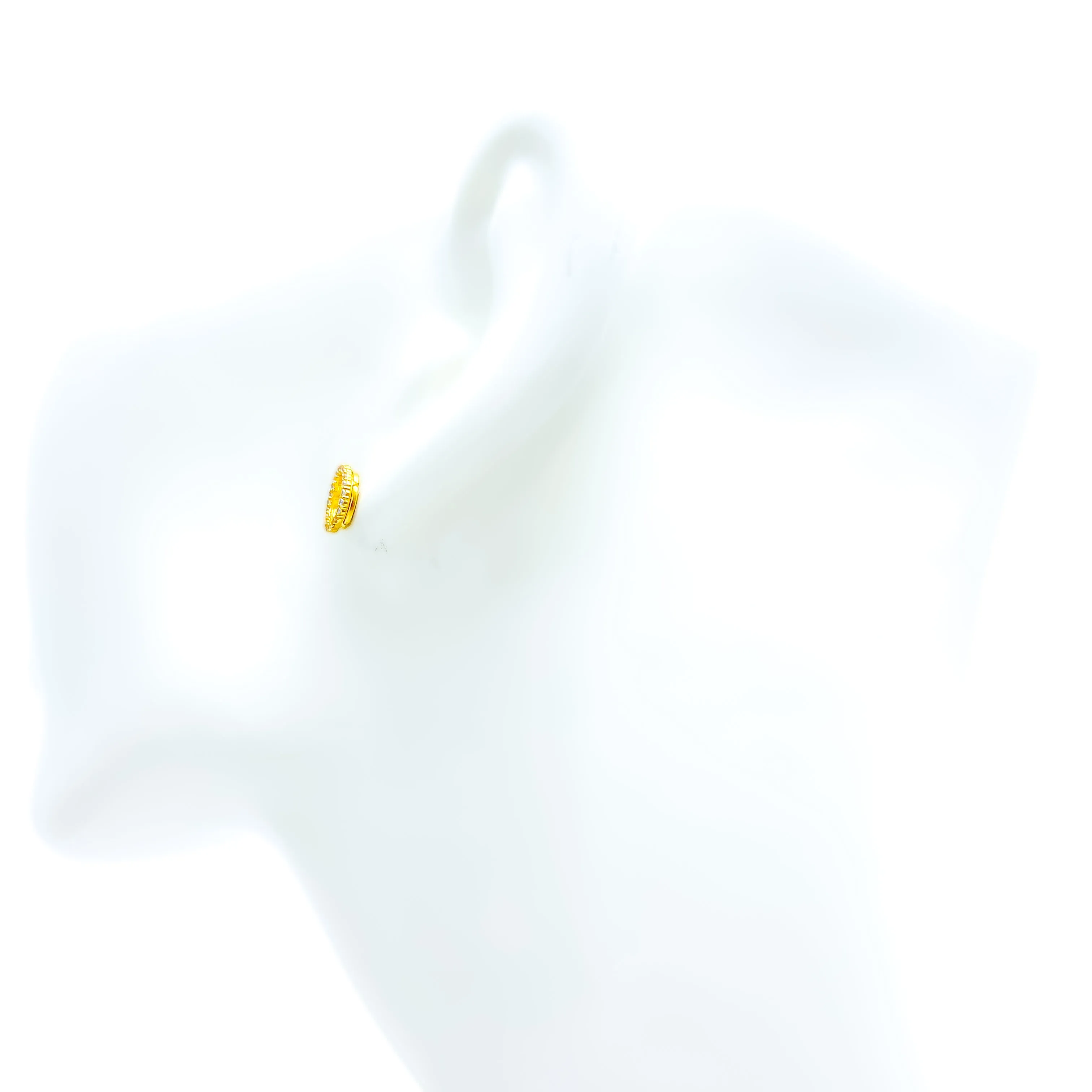 Light-Weight Sleek 21k Gold CZ Earrings