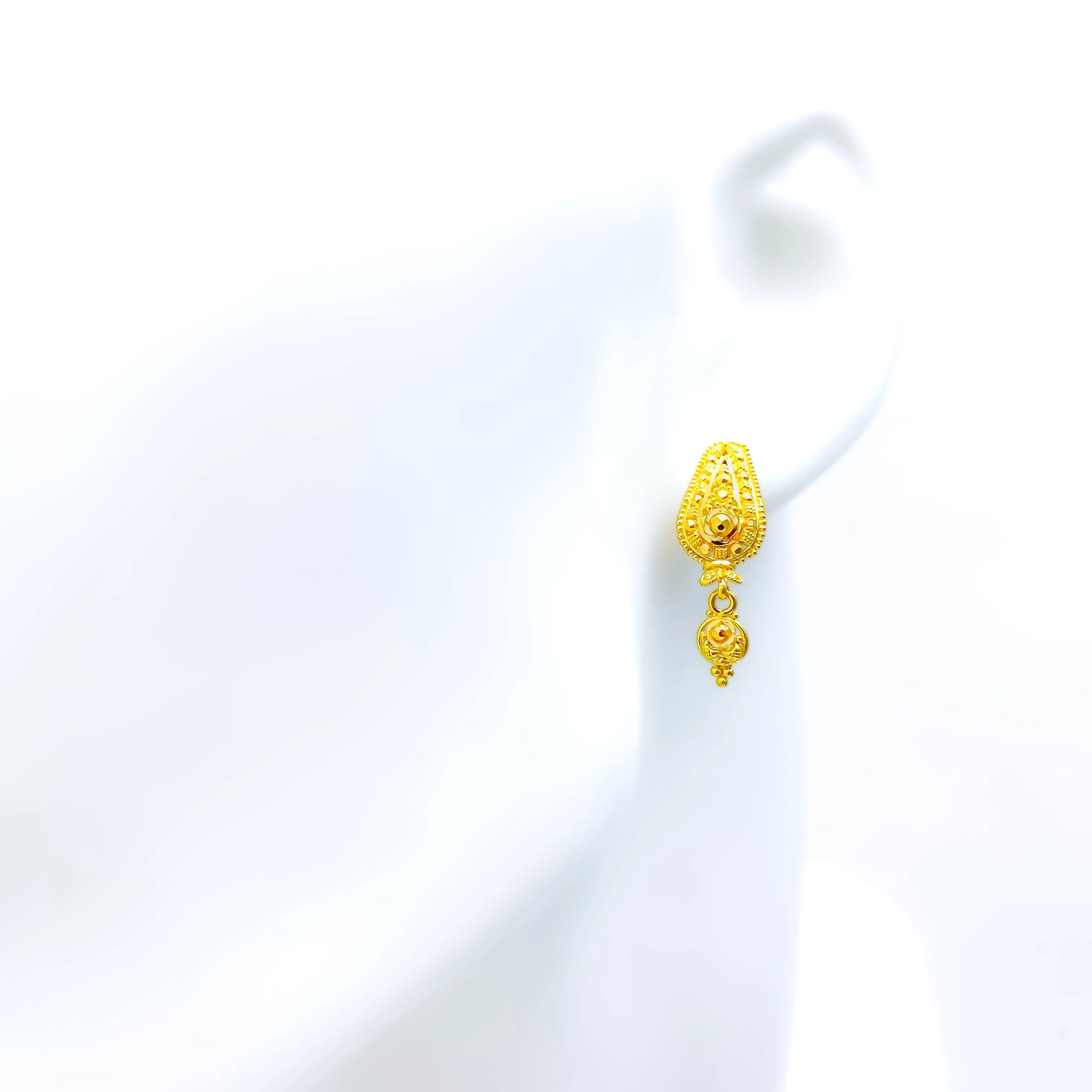 Magnificent Dangling 22k Gold Earrings