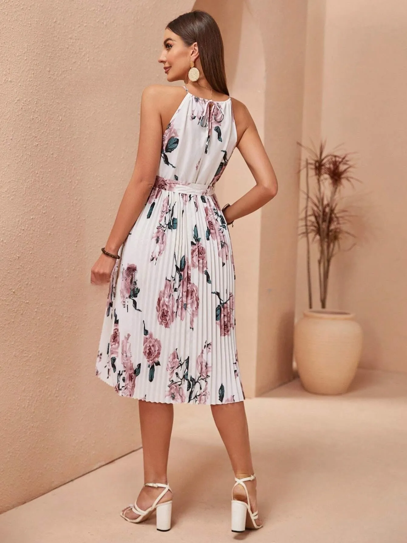 Maternity Casual Floral Printed Pleated Hem Halter Neck Dress