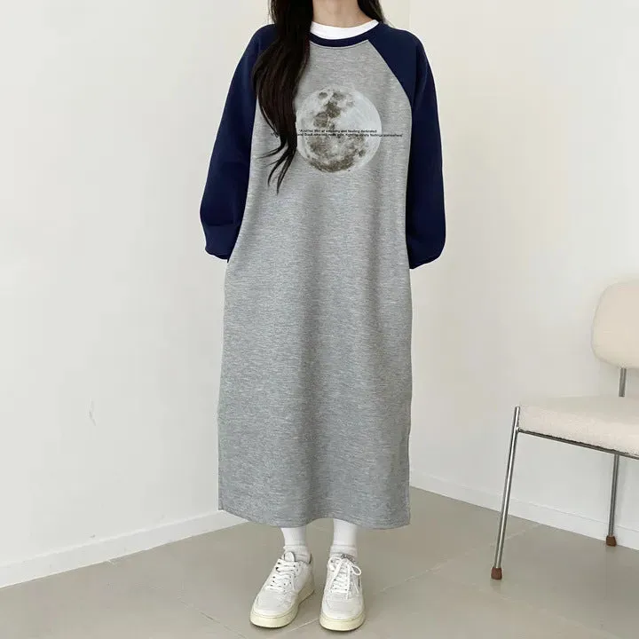 momentlover Korean version Korean loose and thin letters long-sleeved long splicing skirt women's popular new velvet autumn and winter casual dress