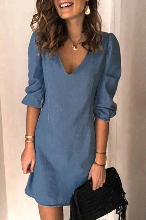 Nuala® | Casual Dress With A Solid V-Neck