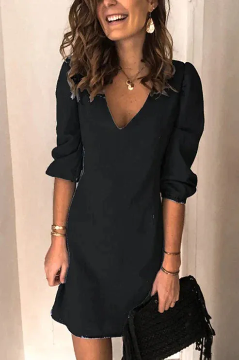 Nuala® | Casual Dress With A Solid V-Neck