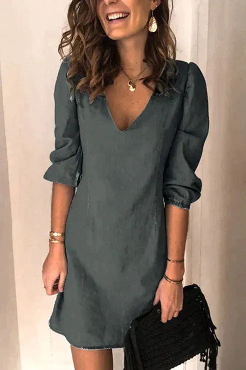 Nuala® | Casual Dress With A Solid V-Neck