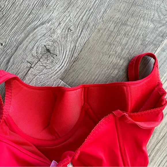NWT Red Victoria’s Secret Corset Medium