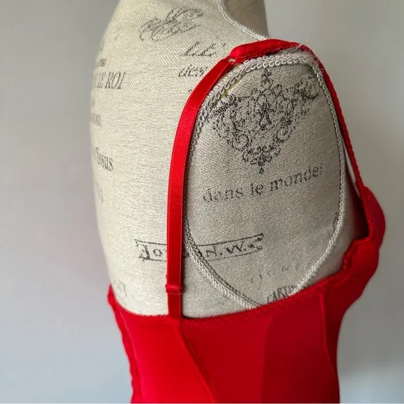 NWT Red Victoria’s Secret Corset Medium