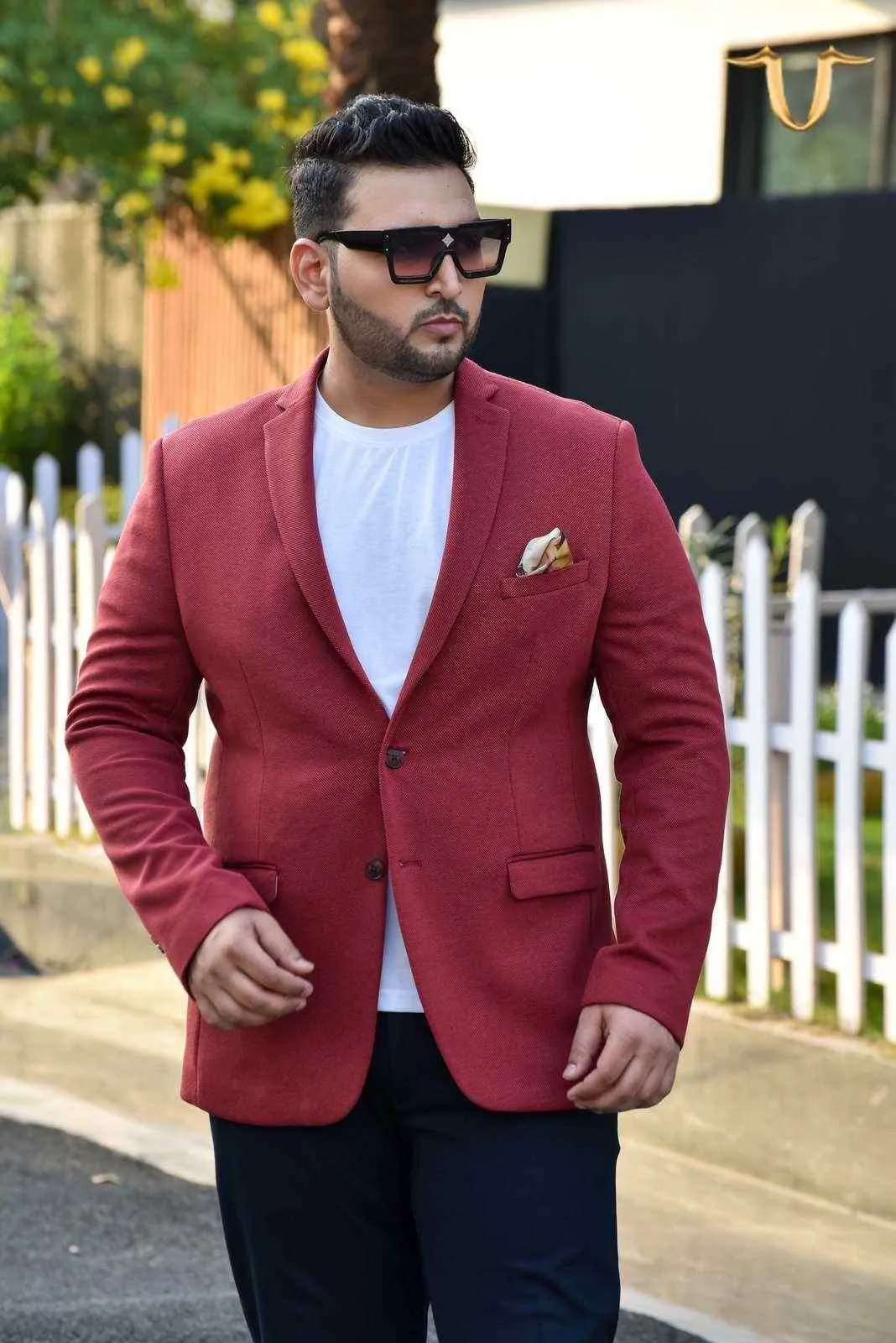 Plus Size of Red Knit Blazer