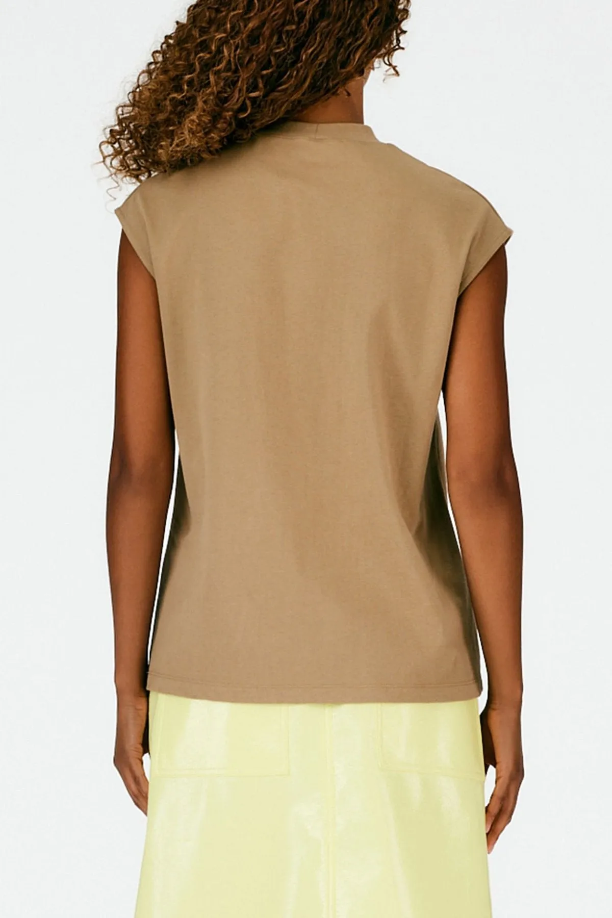 Punto Milano Mockneck T-Shirt in Light Ochre Brown