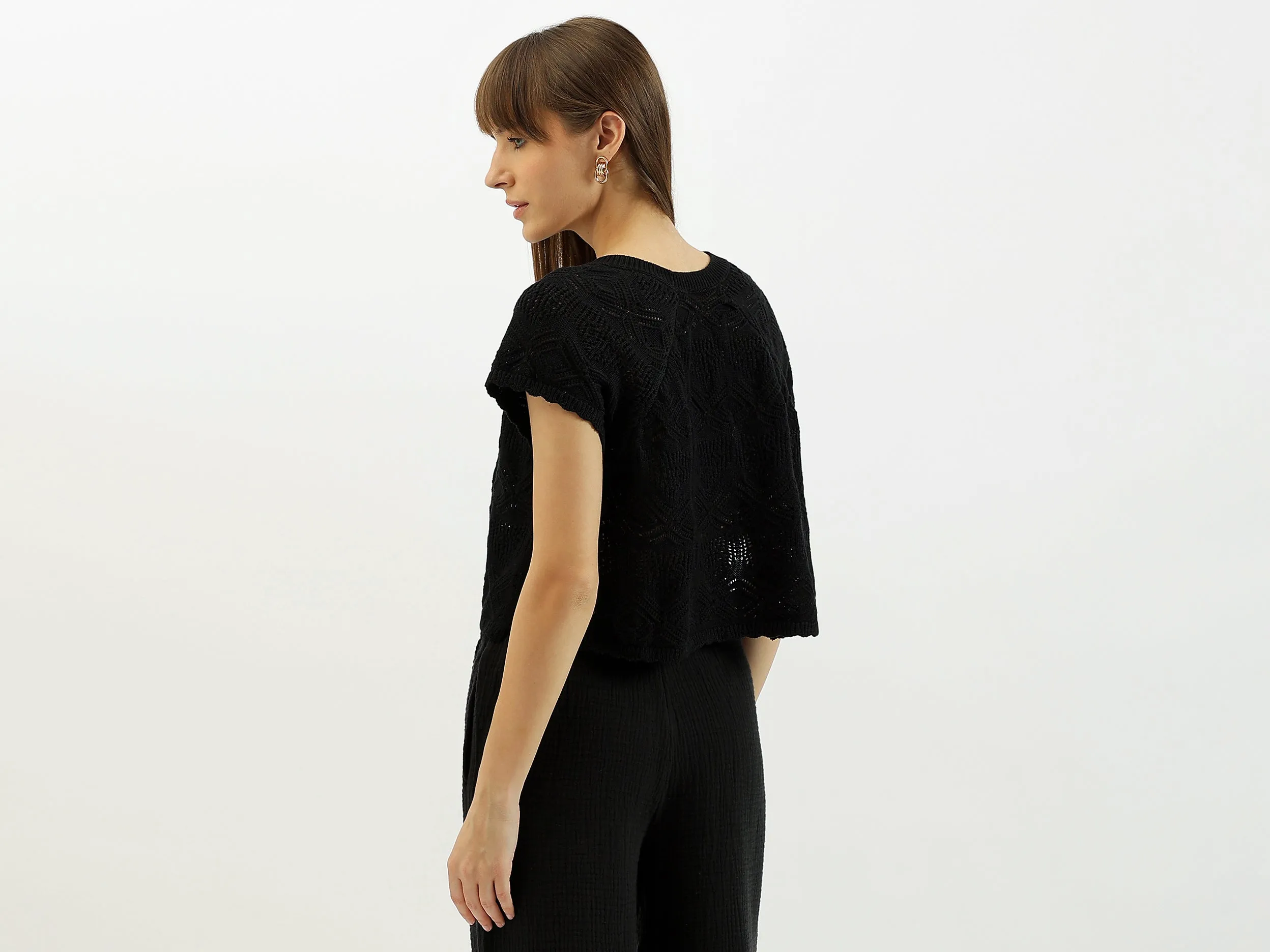 Round Neck Knitted Tops