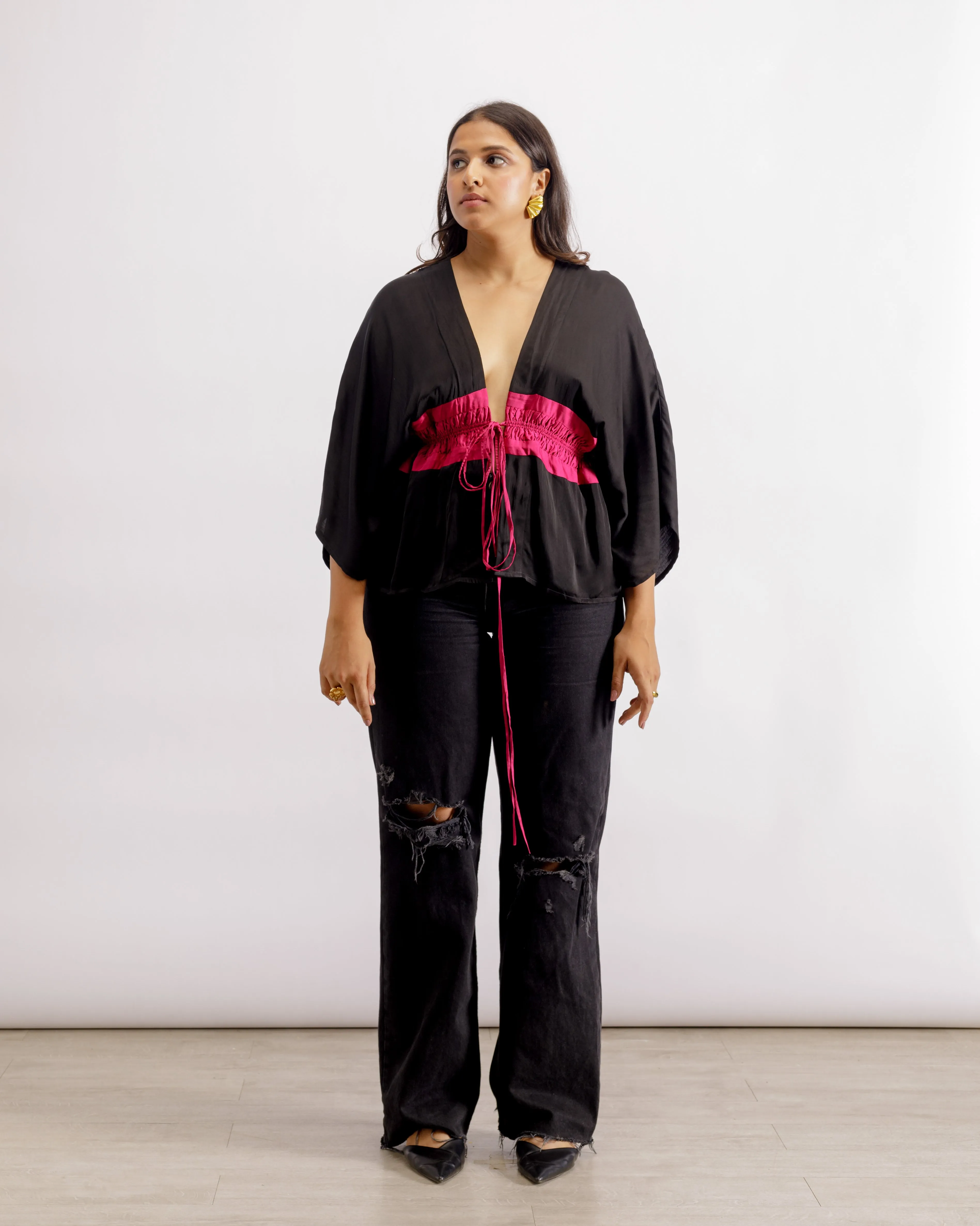 Short Cape - Black & Wine