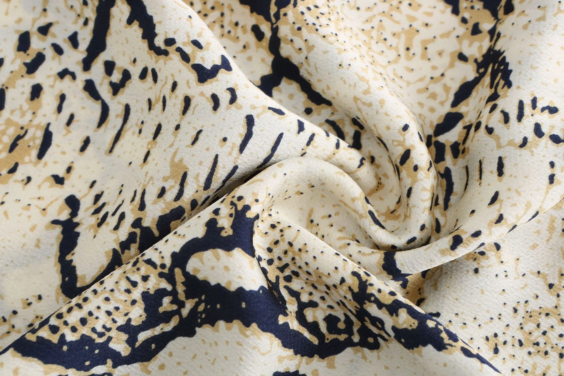 Snakeskin Grain Printed Halter Elastic Waist Split Maxi Dresses