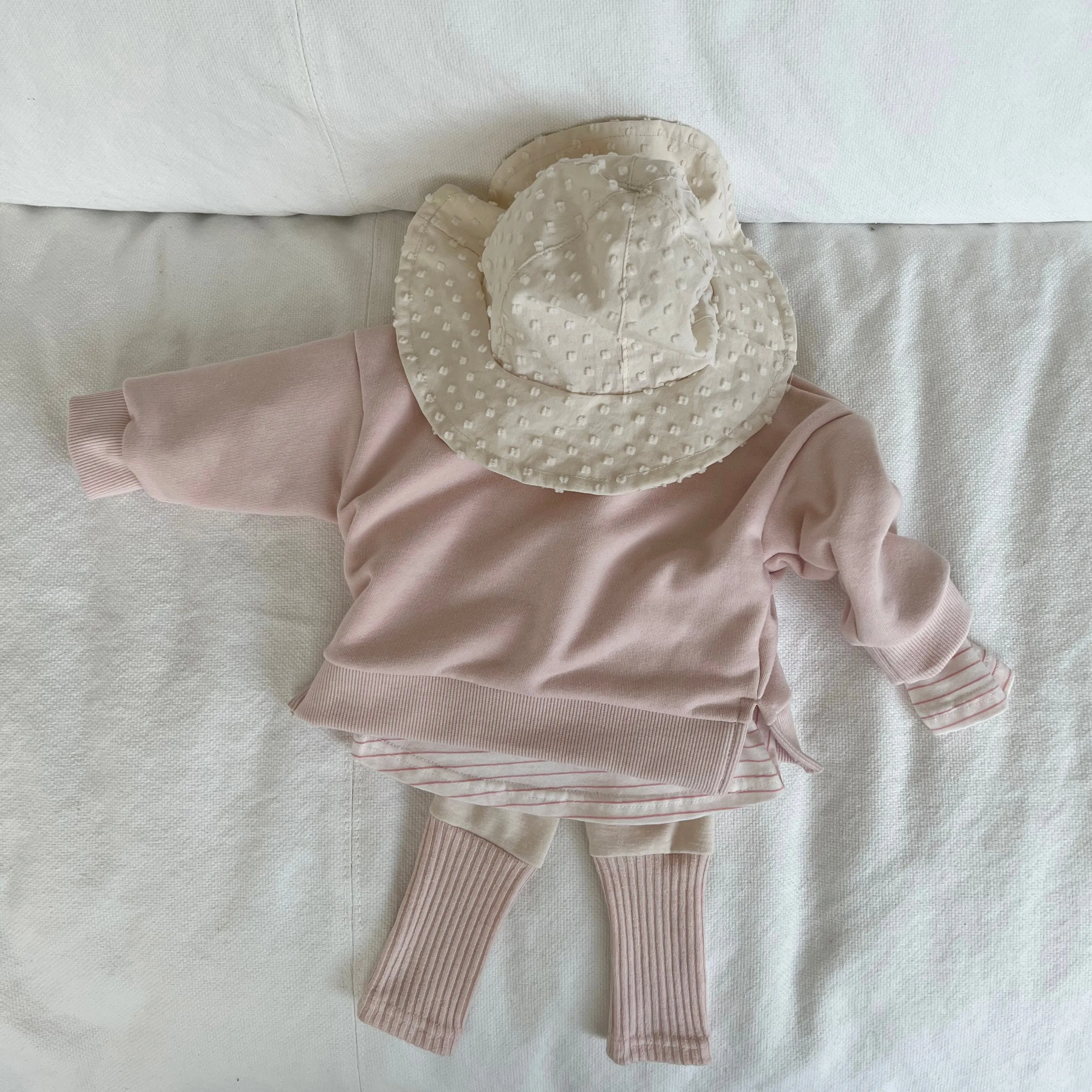 Soft & Plush Daily Sweatshirt - Light Pink