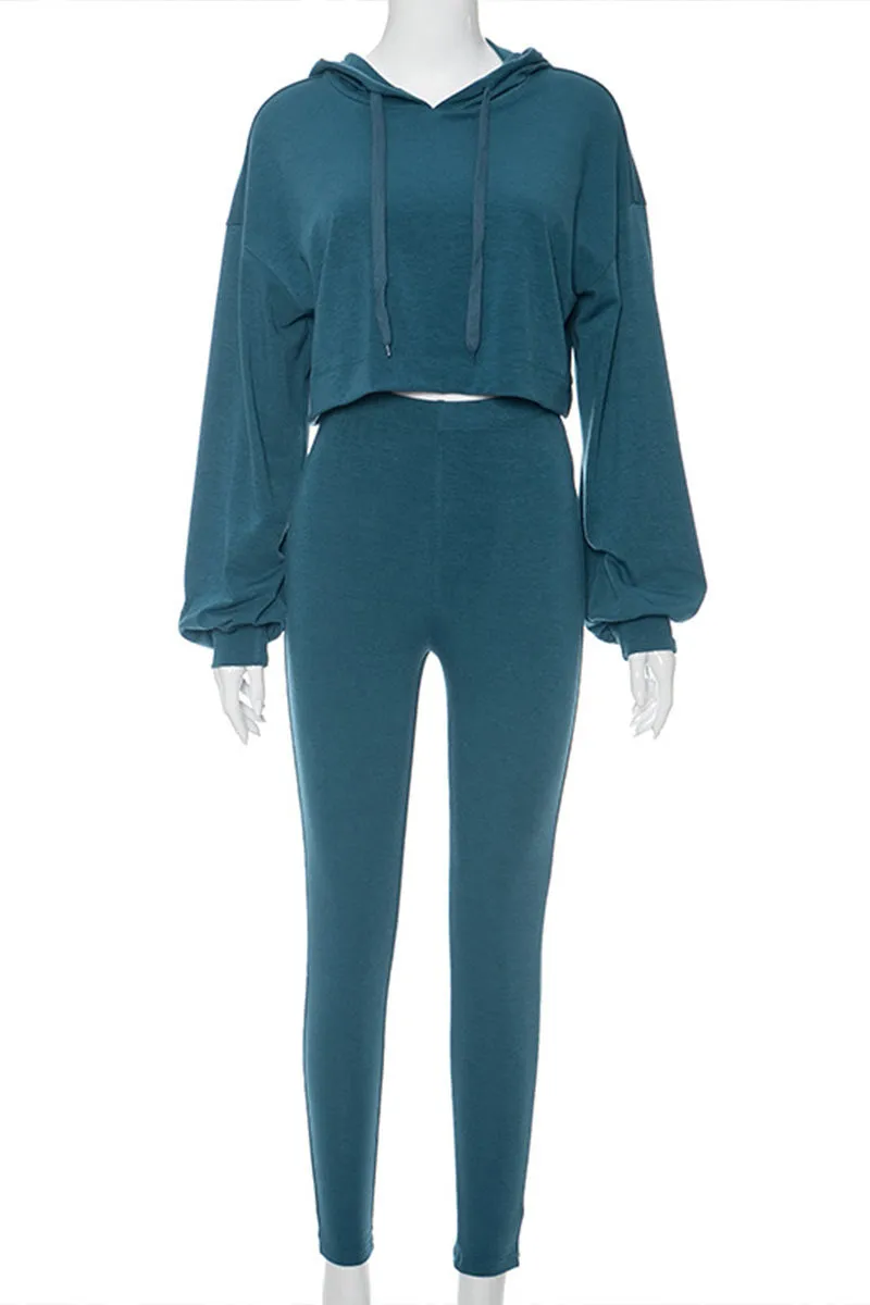 UH827 Hoddie Long Sleeve Top and Pants Set
