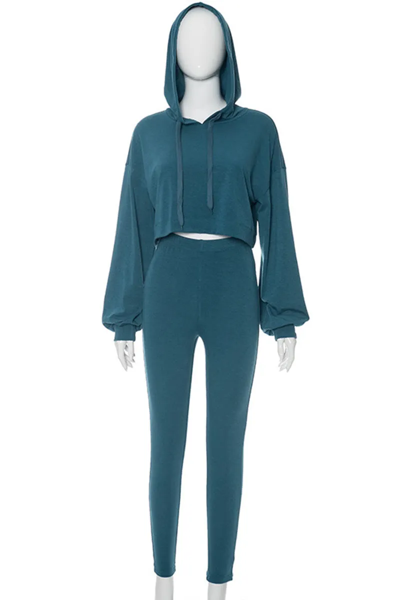 UH827 Hoddie Long Sleeve Top and Pants Set