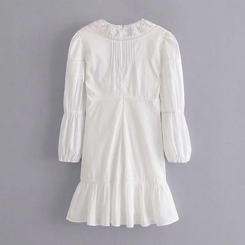 V-neck Lace Hollow-out Elastic Waist Mini Dresses