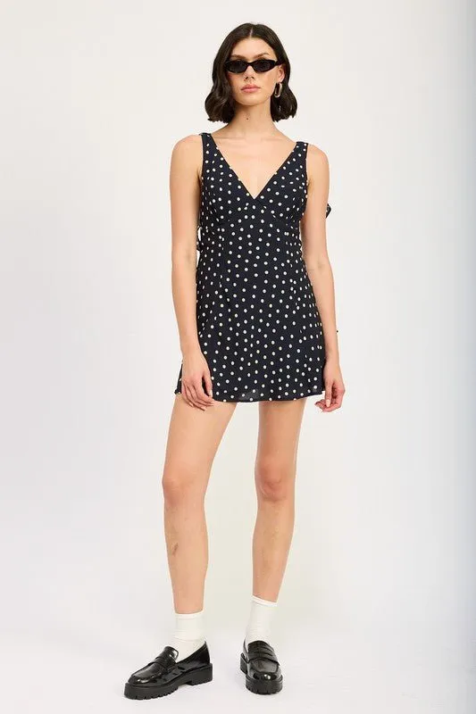 V NECK RUFFLED MINI DRESS