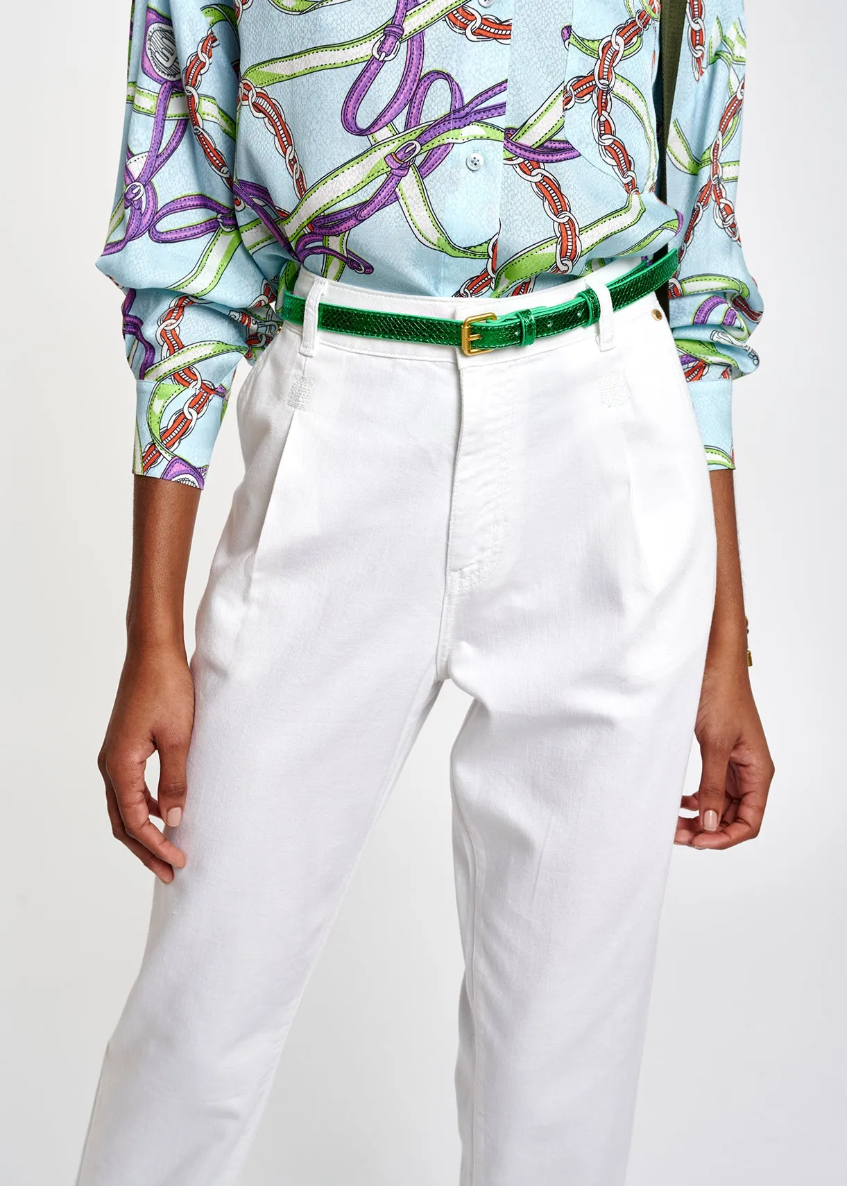 White loose-fit denim pants