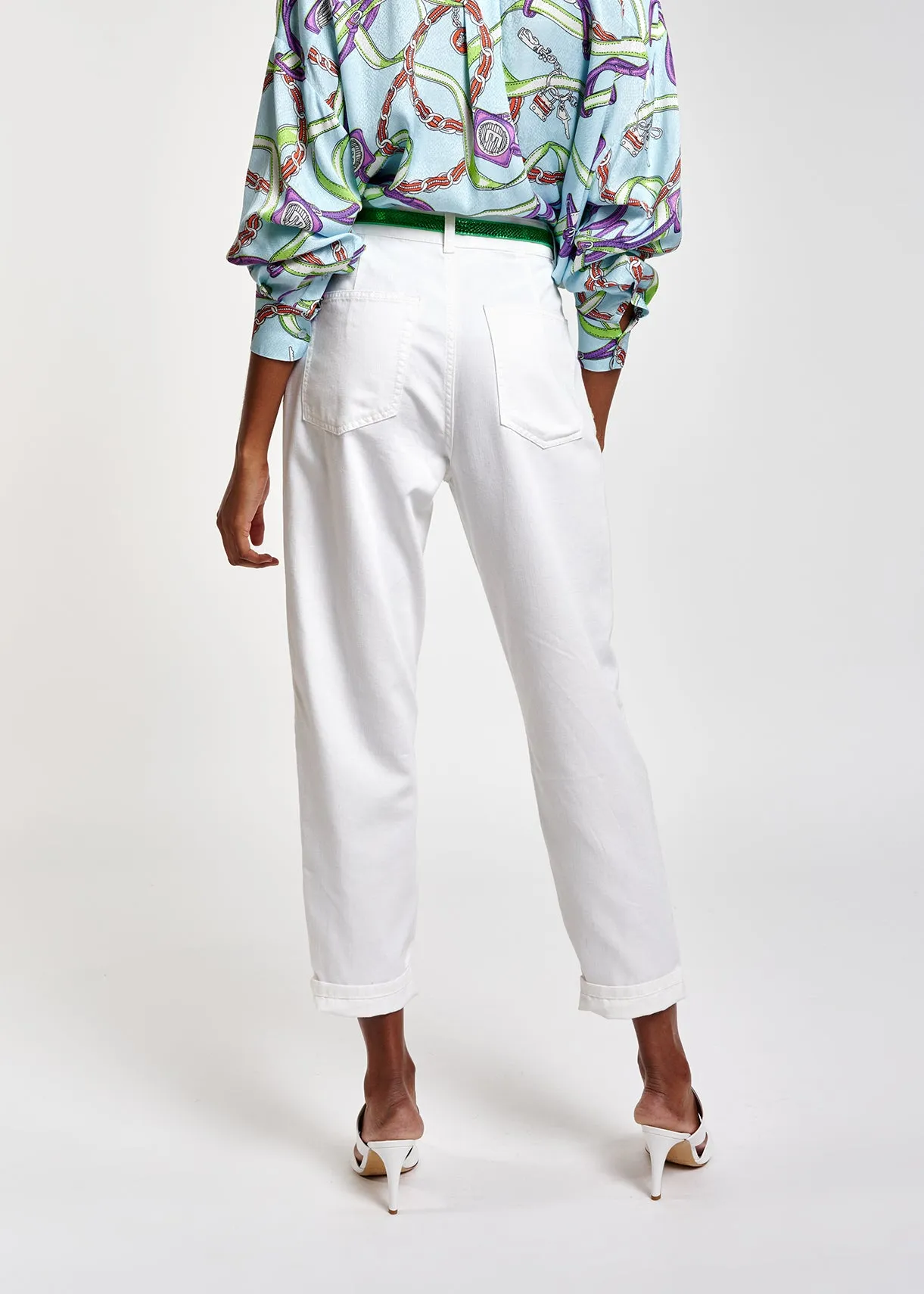 White loose-fit denim pants