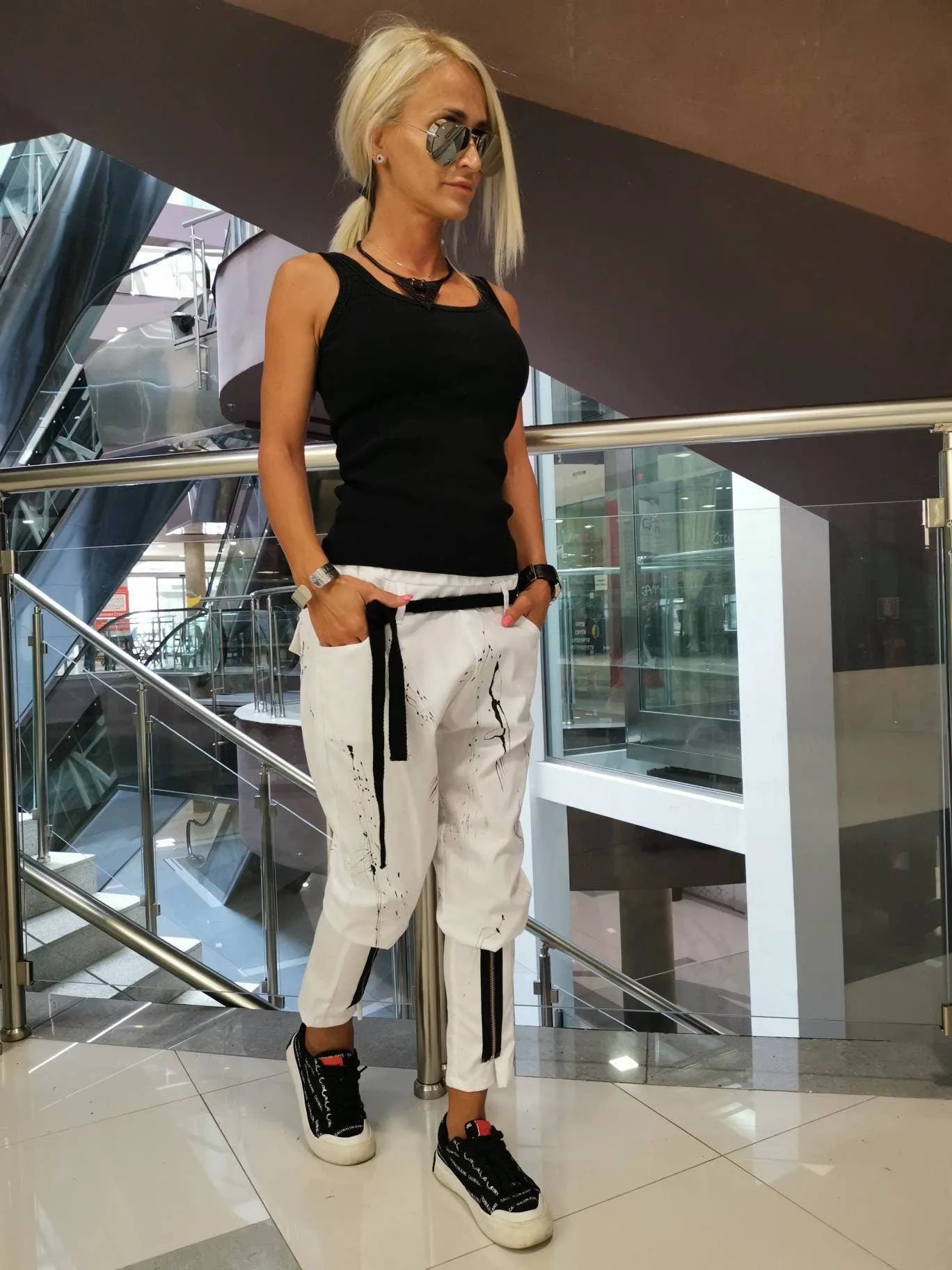 Woman Pants/Drop Crotch Pants/Zippers Pants/Harem Pants/White pants/Loose pants/Extravagant Pants/Avant-garde Trousers/Hand sprayed pants
