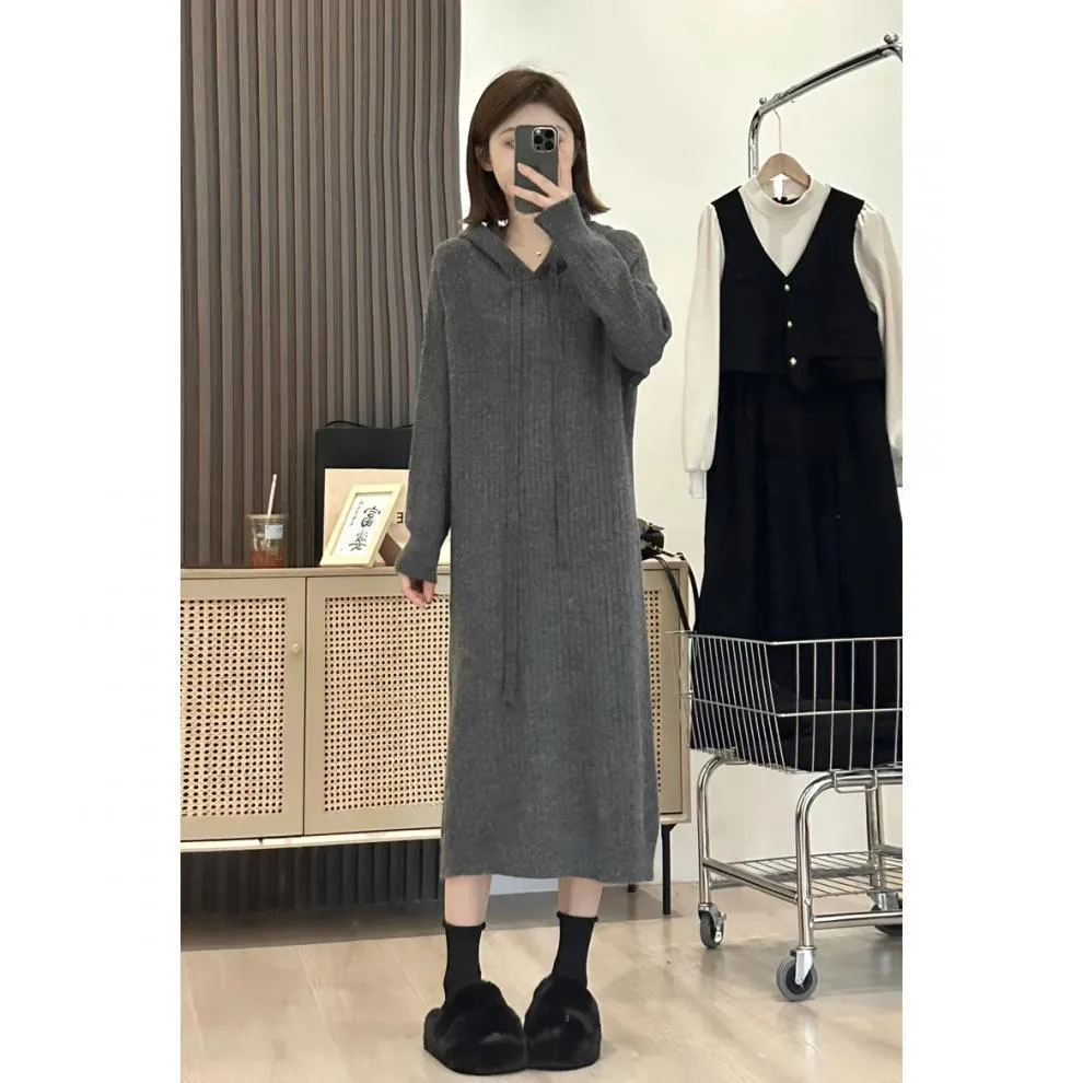 XIEYINSHE 2025Autumn and winter new long bottom knitted dress women's Korean version loose and thin lazy wind hooded knee sweater skirt